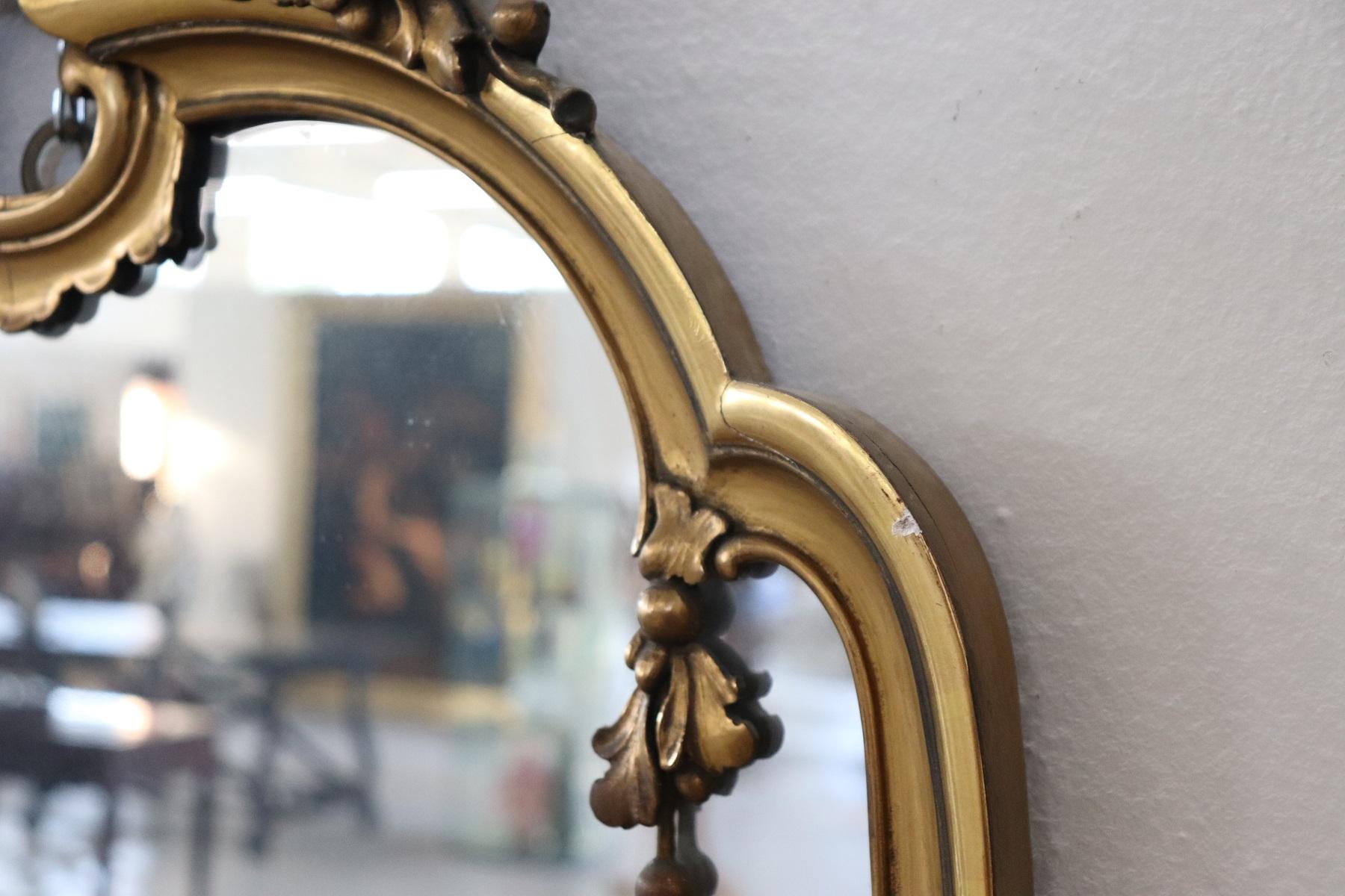 20th Century Italian Baroque Style Carved Gilded Wood Wall Mirror In Excellent Condition In Casale Monferrato, IT