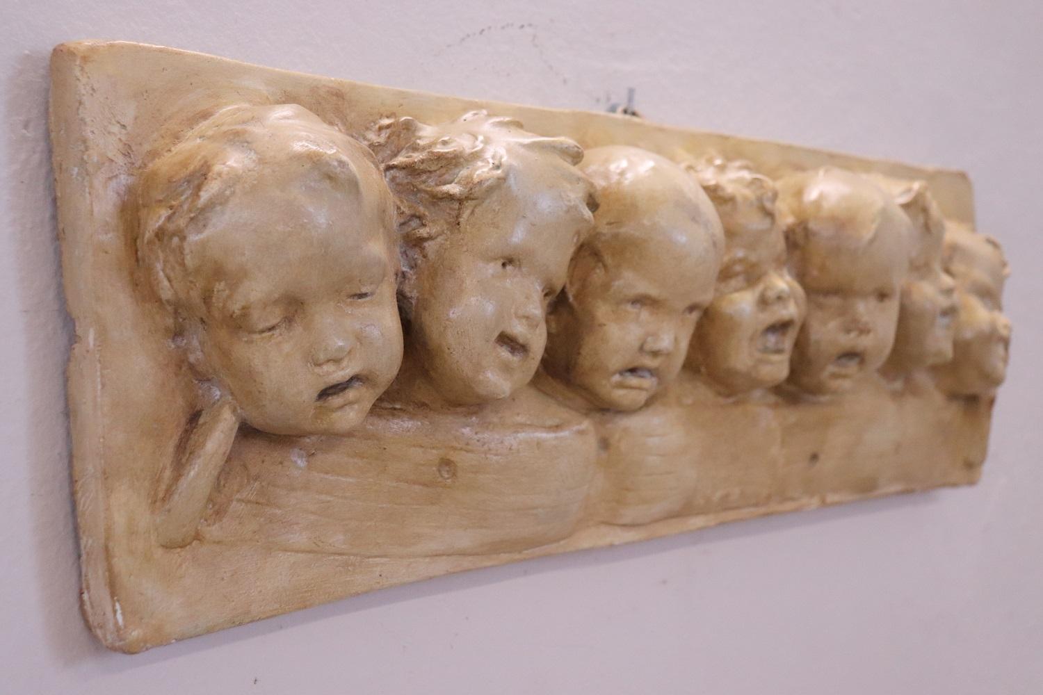 20th Century Italian Bas-Relief Sculpture in Painted Plaster For Sale 1