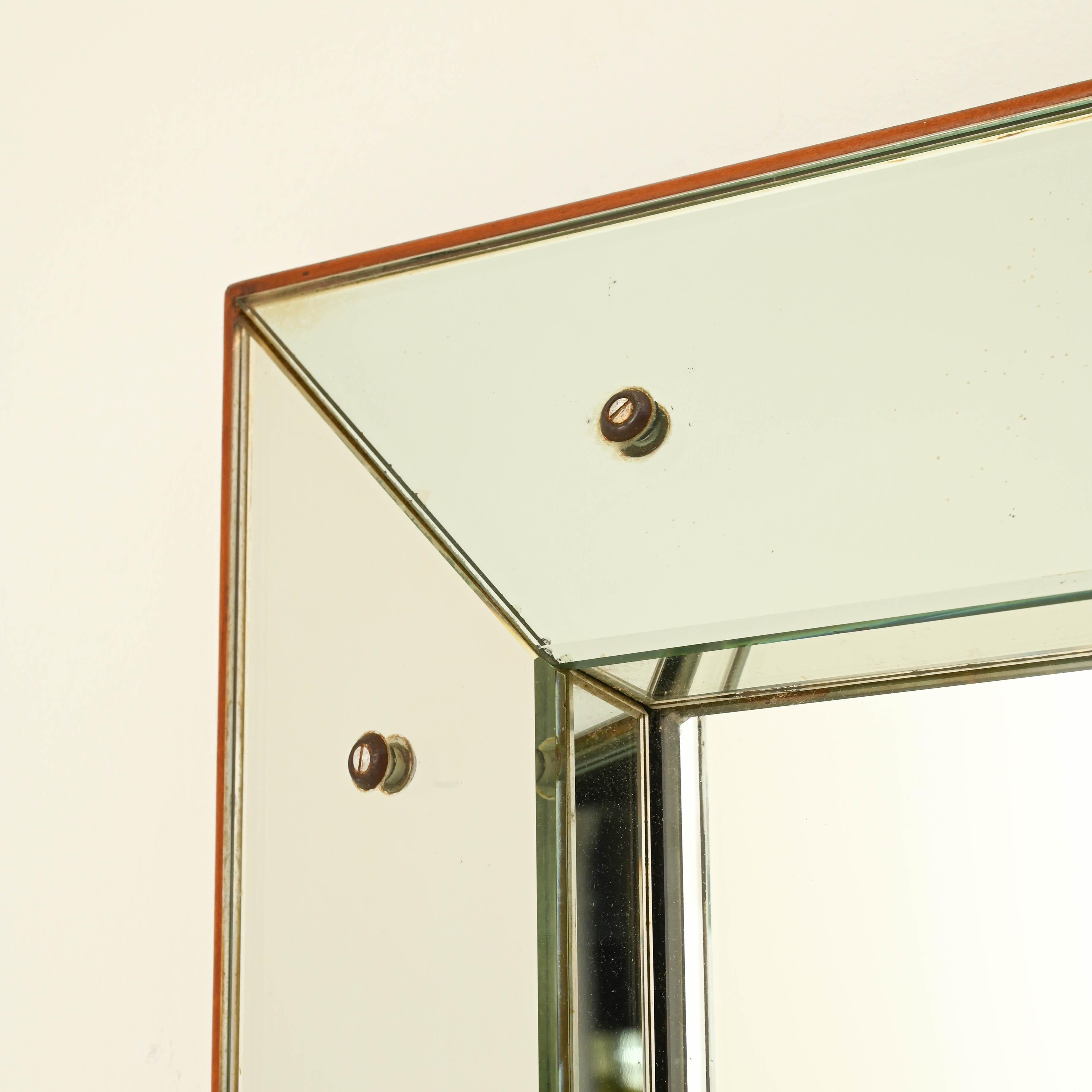 20th Century Italian Bel Design Venetian Mirror 5