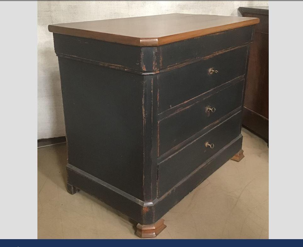 Victorian 20th Century Italian Black Lacquered Chest of Drawer with Walnut Top, 1900s For Sale