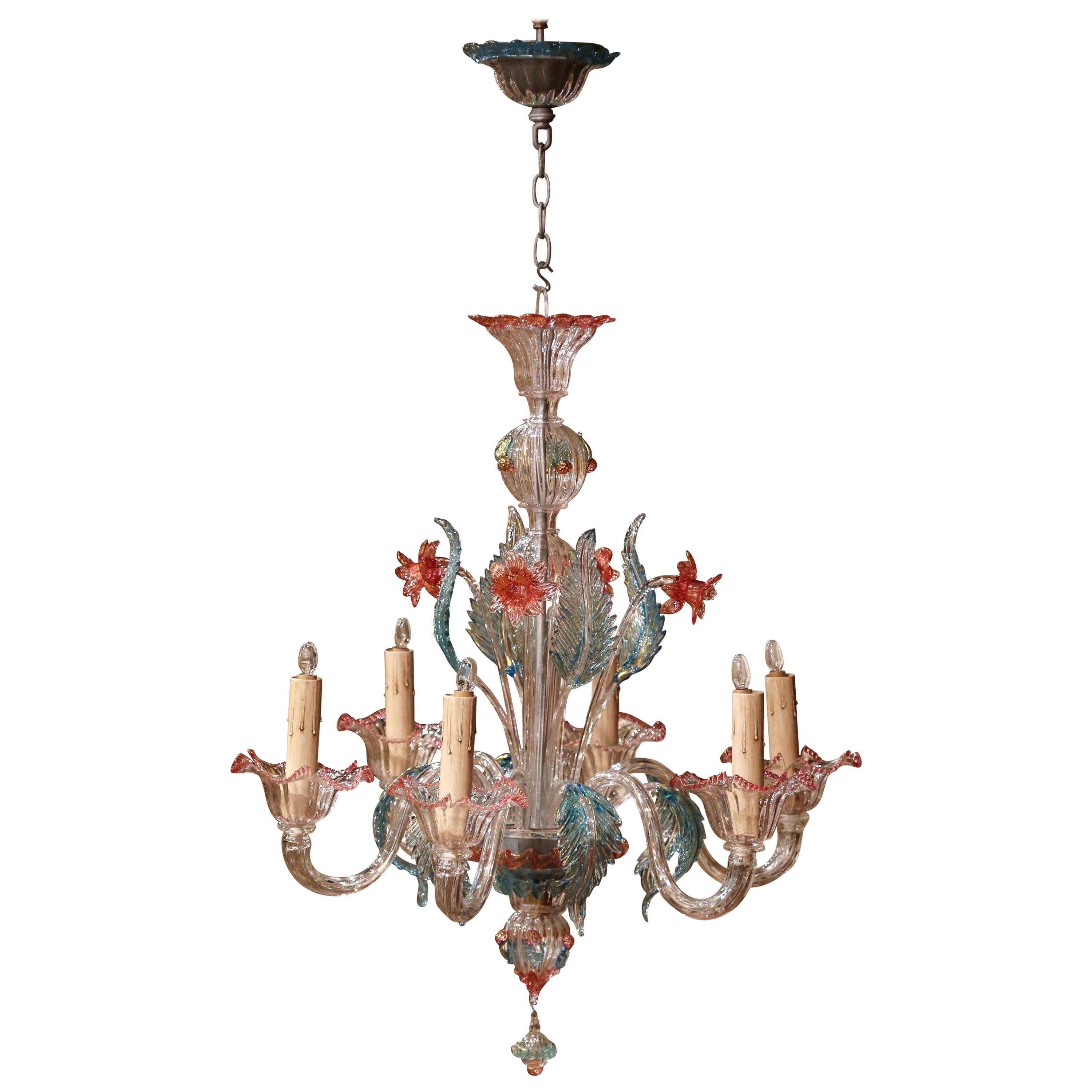 Italienischer Sechs-Licht-Kronleuchter aus geblasenem Muranoglas mit Blumenmotiven aus dem 20. Jahrhundert