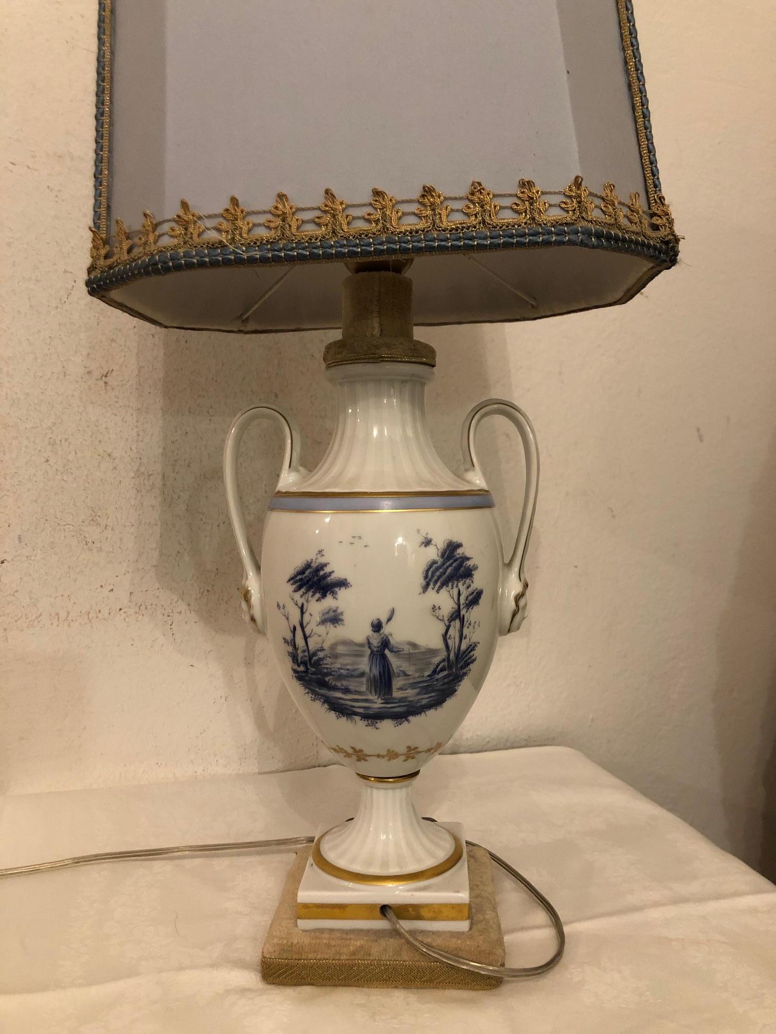 20th Century Italian Blue and White Table Lamp Ginori Porcelain 9