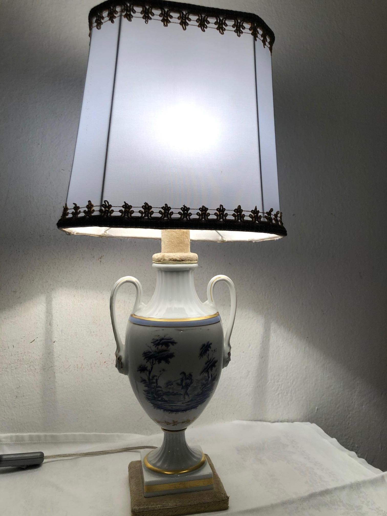 20th Century Italian Blue and White Table Lamp Ginori Porcelain 10