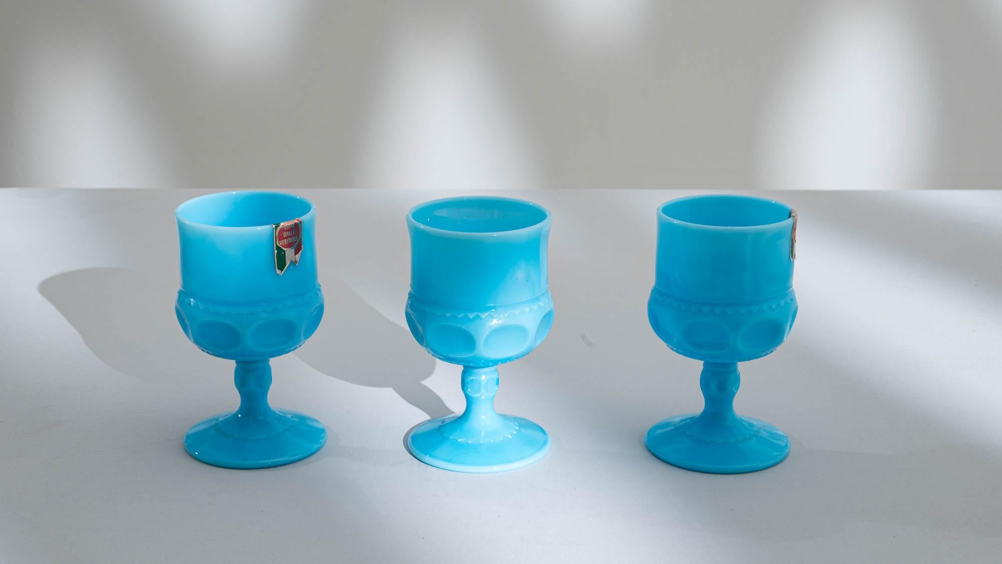 20th Century Italian Blue Glass Cup, Set of 3 For Sale 3