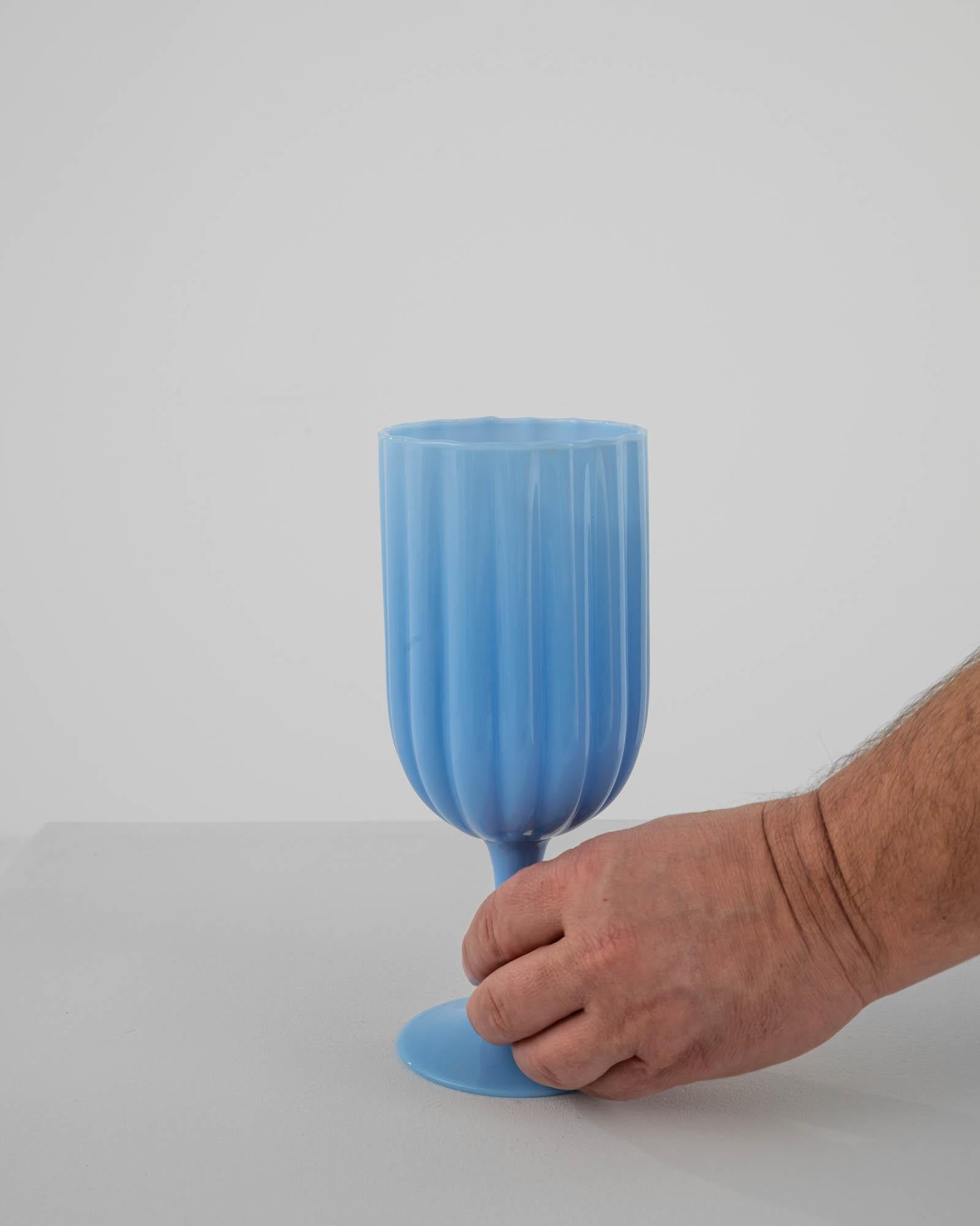 20th Century Italian Blue Glass Goblet For Sale 2