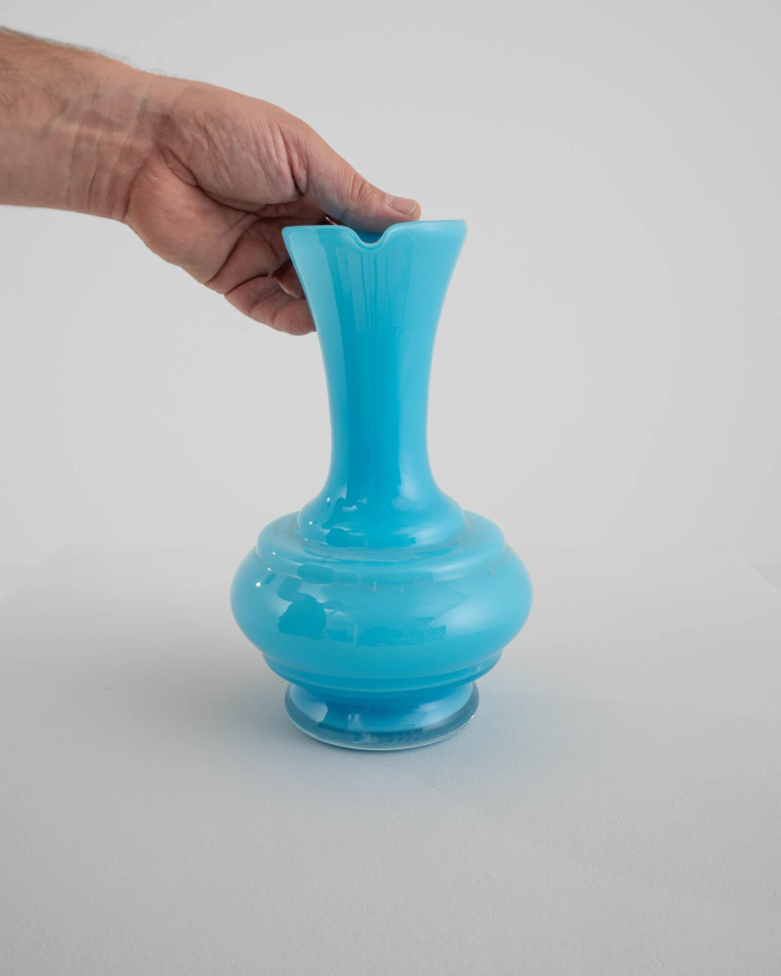 20th Century Italian Blue Glass Jug In Good Condition In High Point, NC