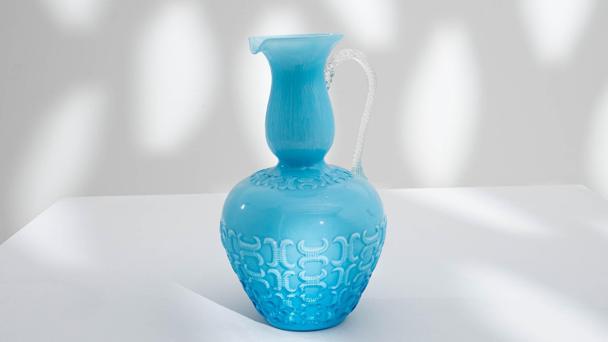 20ième siècle Pichet italien en verre bleu du 20ème siècle en vente
