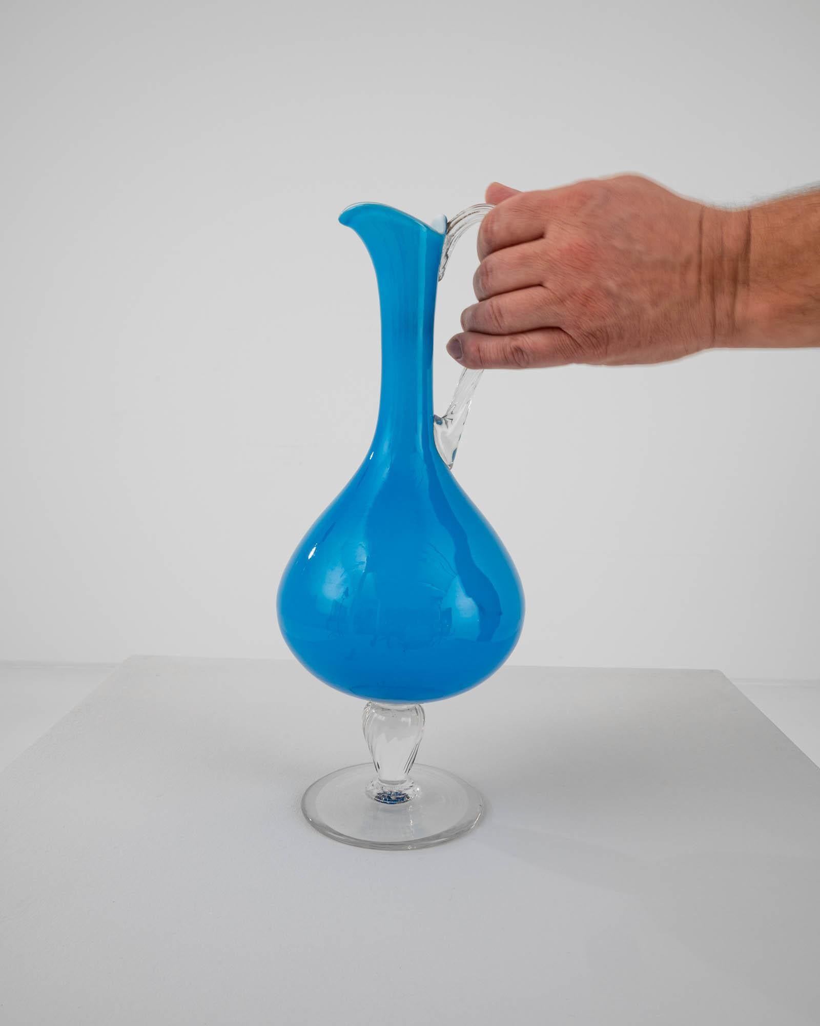 20th Century Italian Blue Glass Jug For Sale 1