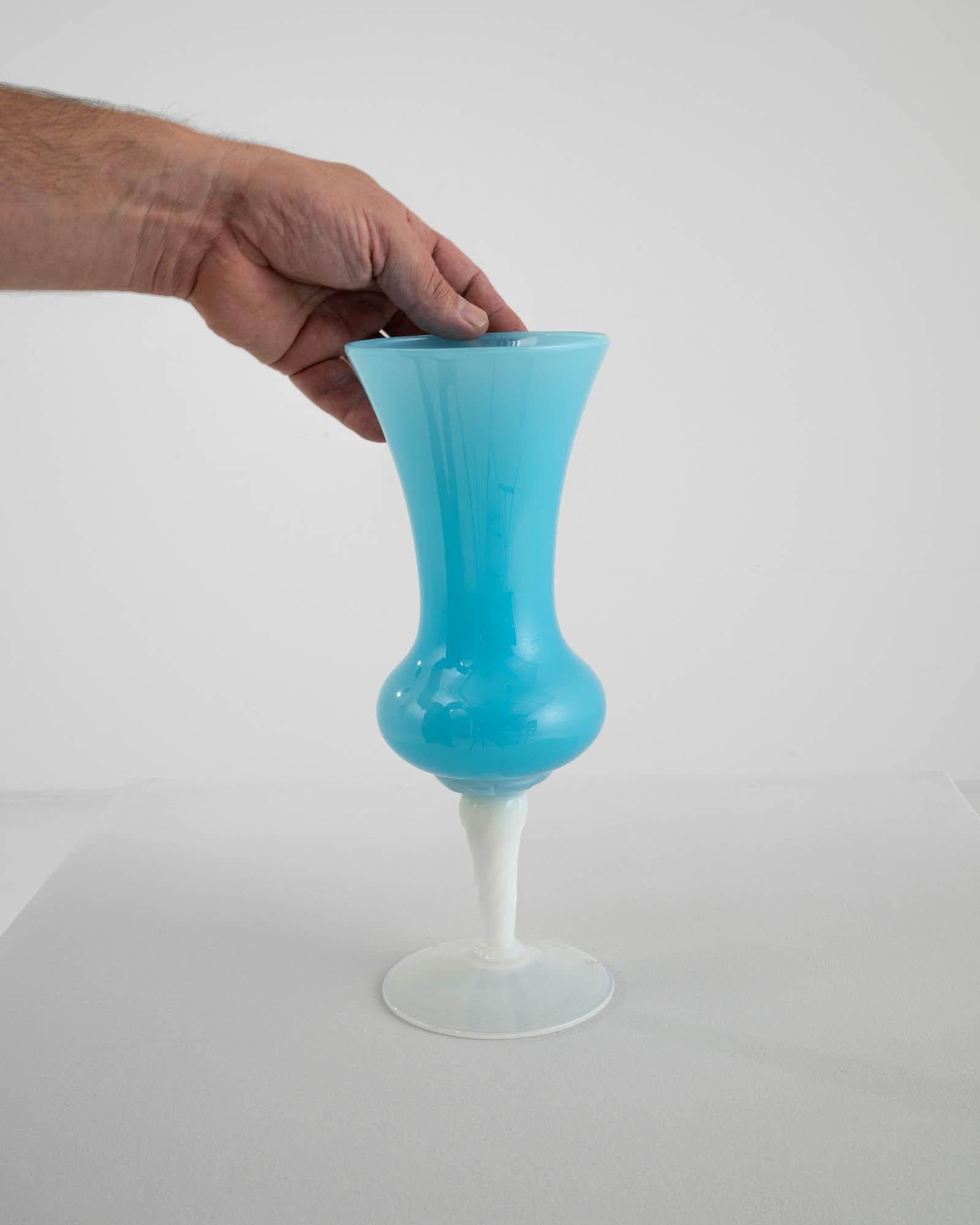20th Century Italian Blue Glass Vase 1