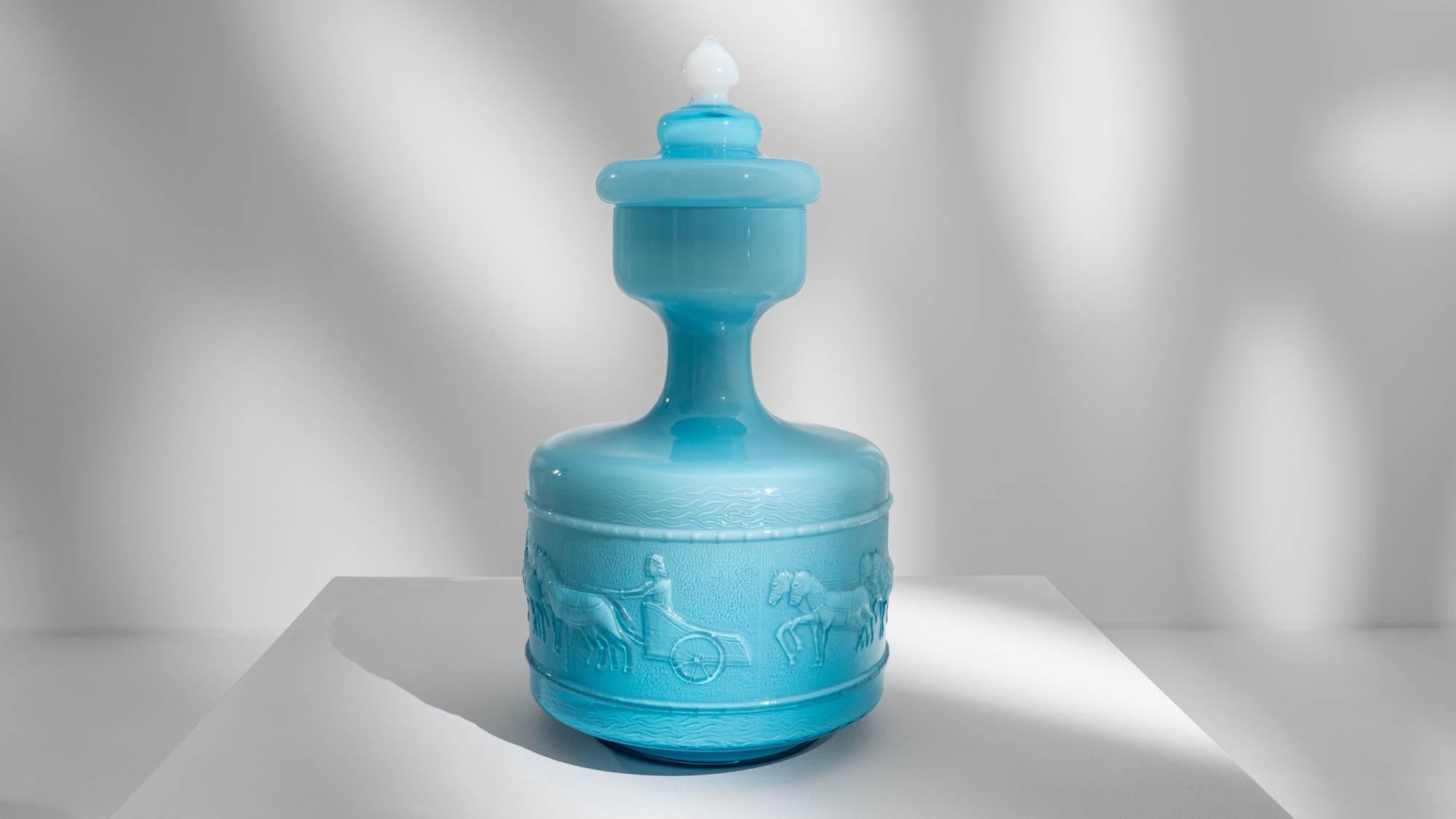 Vaso in vetro blu del XX secolo con coperchio in vendita 4