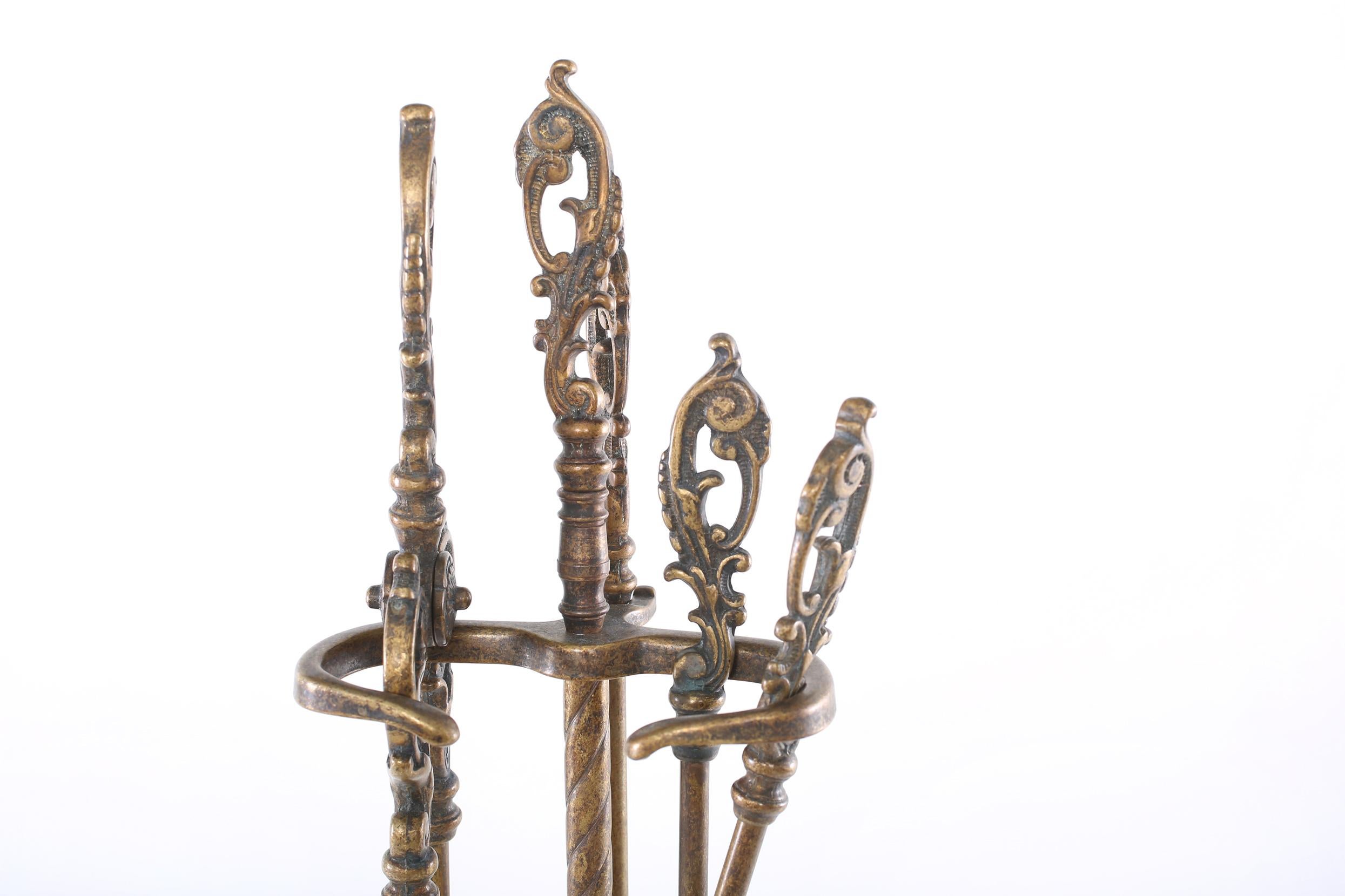 Set di attrezzi in ottone del XX secolo in vendita 2