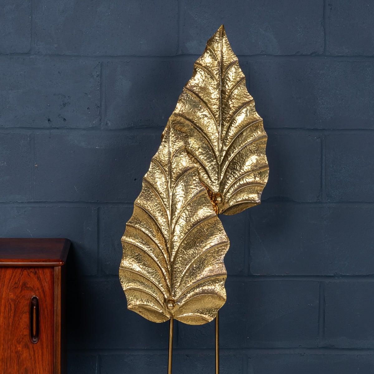 Laiton Lampadaire italien du 20e siècle à la manière de Tommaso Barbi, vers 1970 en vente