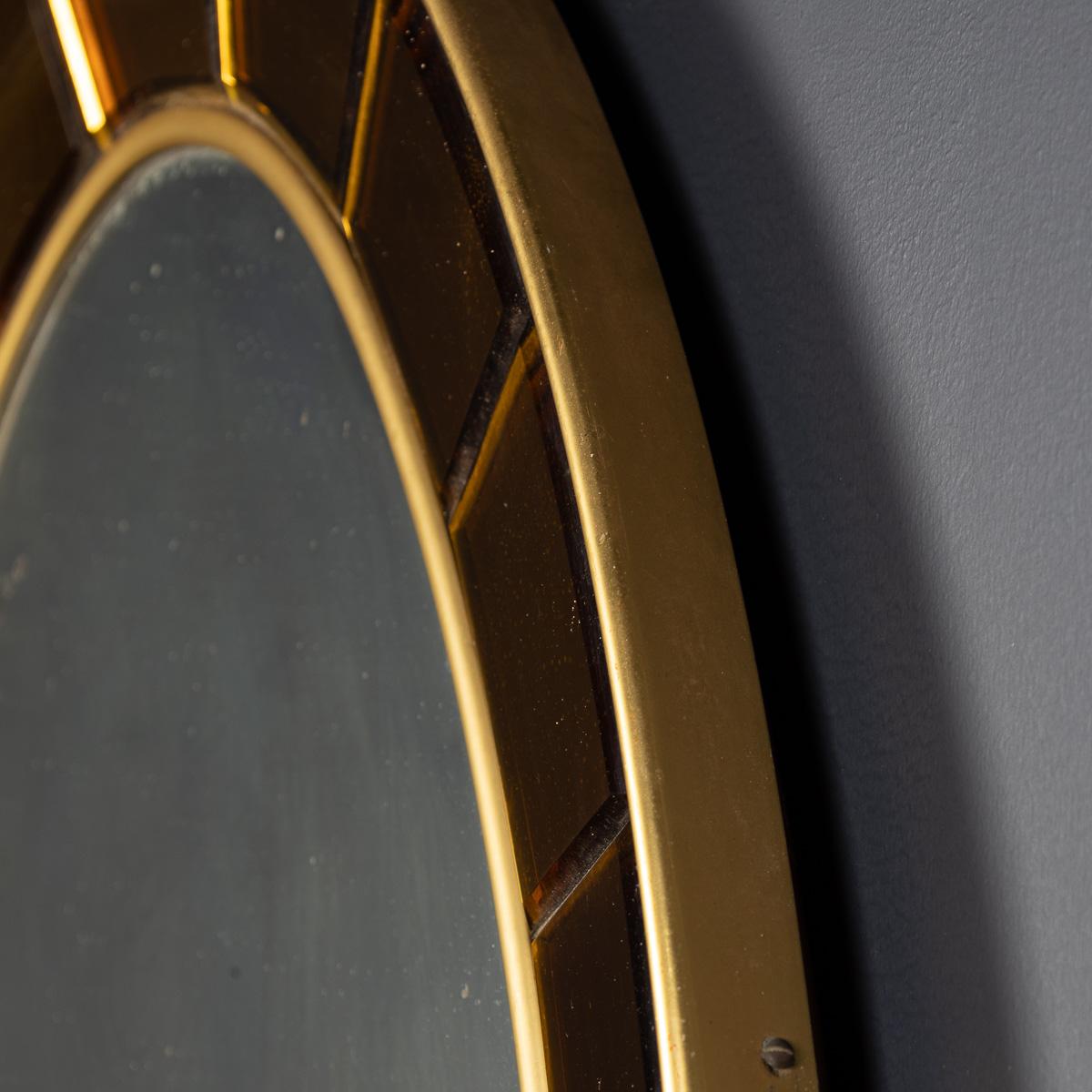 Miroir ovale italien du 20ème siècle en laiton et verre par Cristal Arte, vers 1950 en vente 5