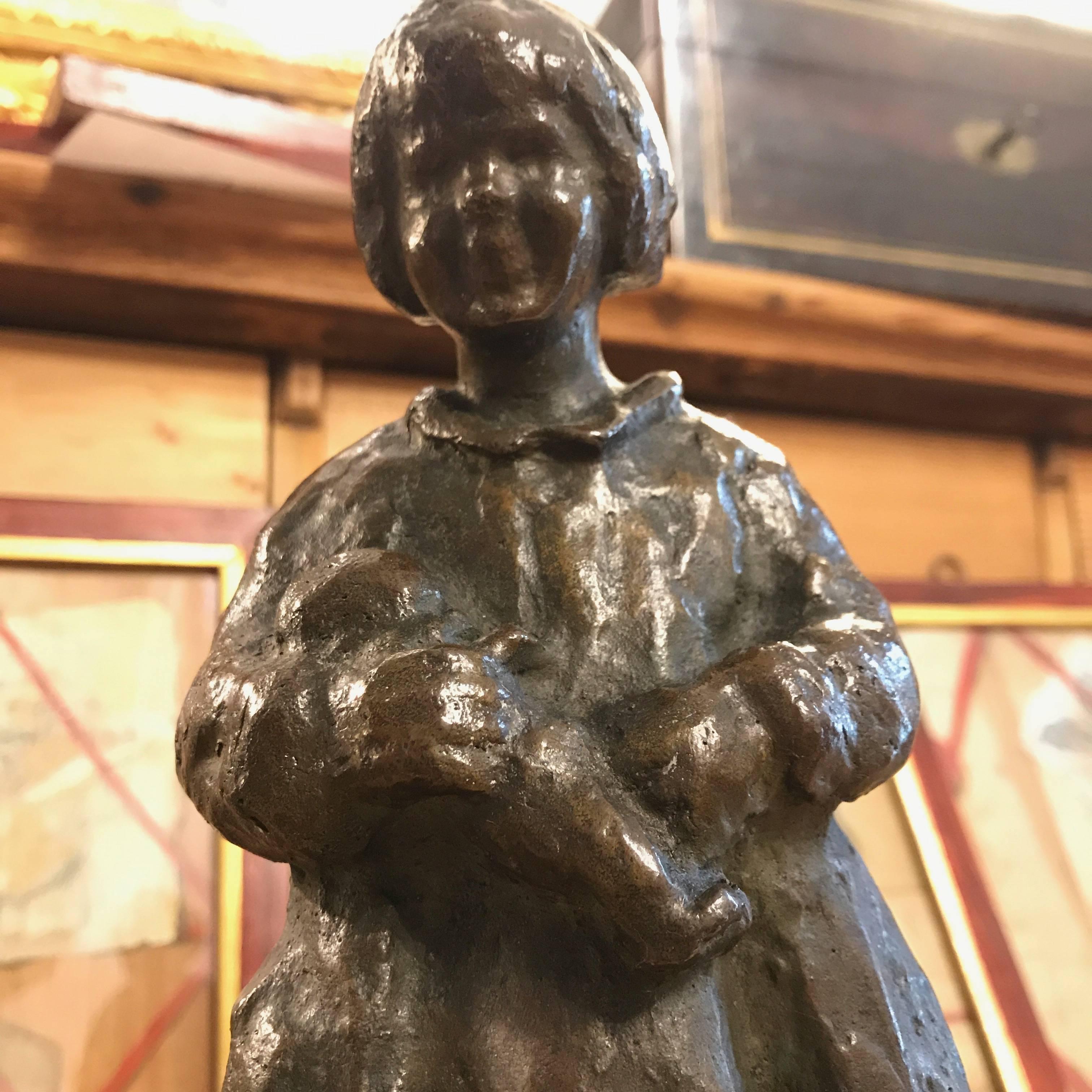 20th Century Italian Child with Dolls  Bronze Sculpture Bambole by Zacchetti For Sale 3