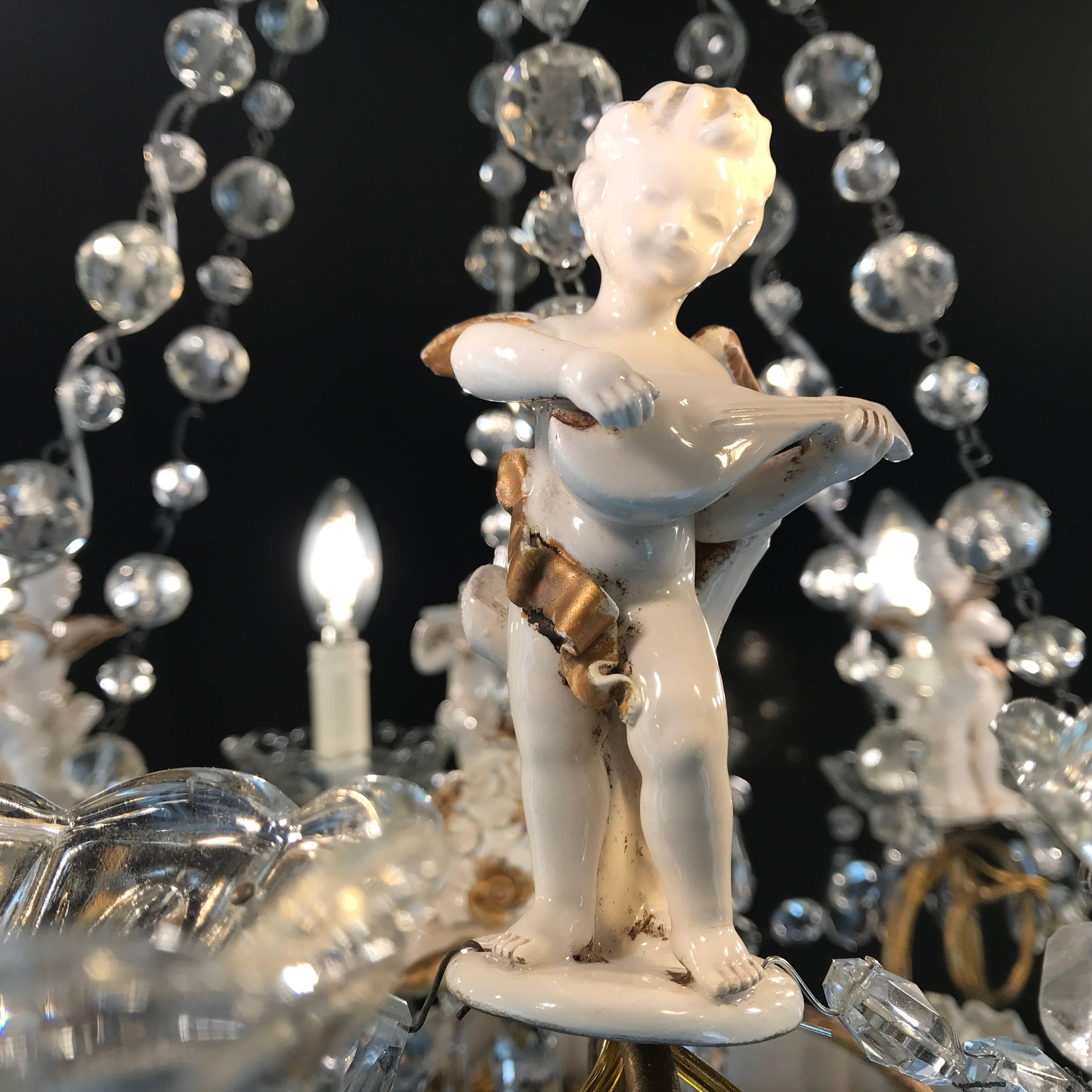 20th Century Italian Capodimonte White Porcelain Chandelier with Putti 1