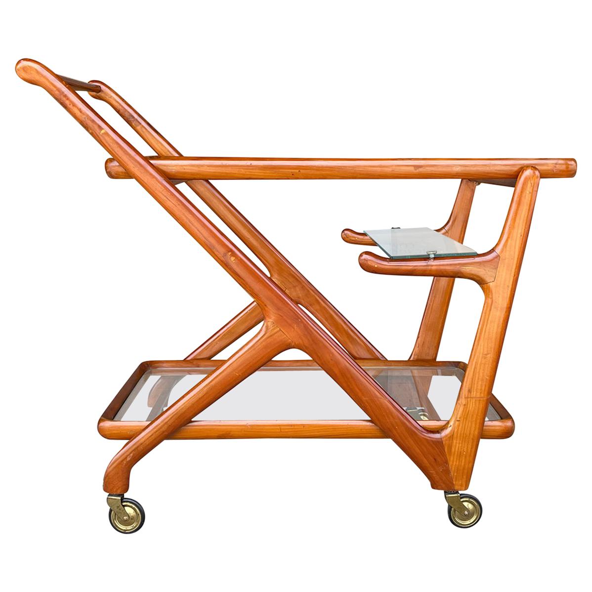 20th Century Italian Cassina Bar Cart, Serving Walnut Trolley by Cesare Lacca