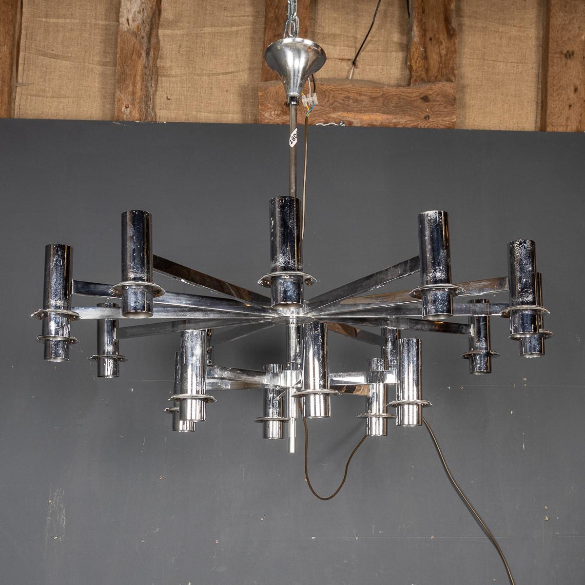 20th Century Italian Chrome & Smoked Glass Eighteen Light Chandelier c.1970 For Sale 1