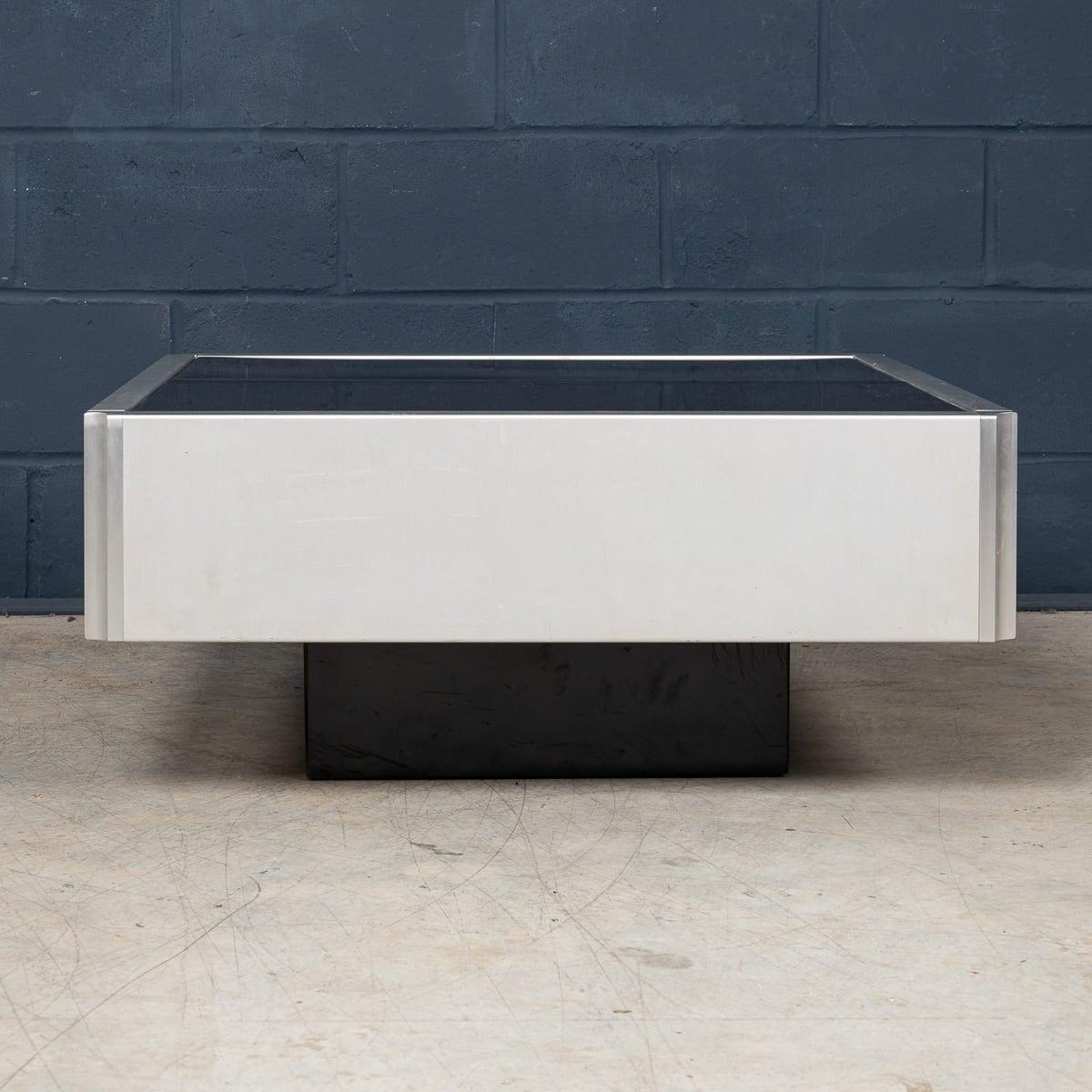 Other 20thC Italian Coffee Table With Hidden Bar, In The Style Of Willy Rizzo c.1970 For Sale