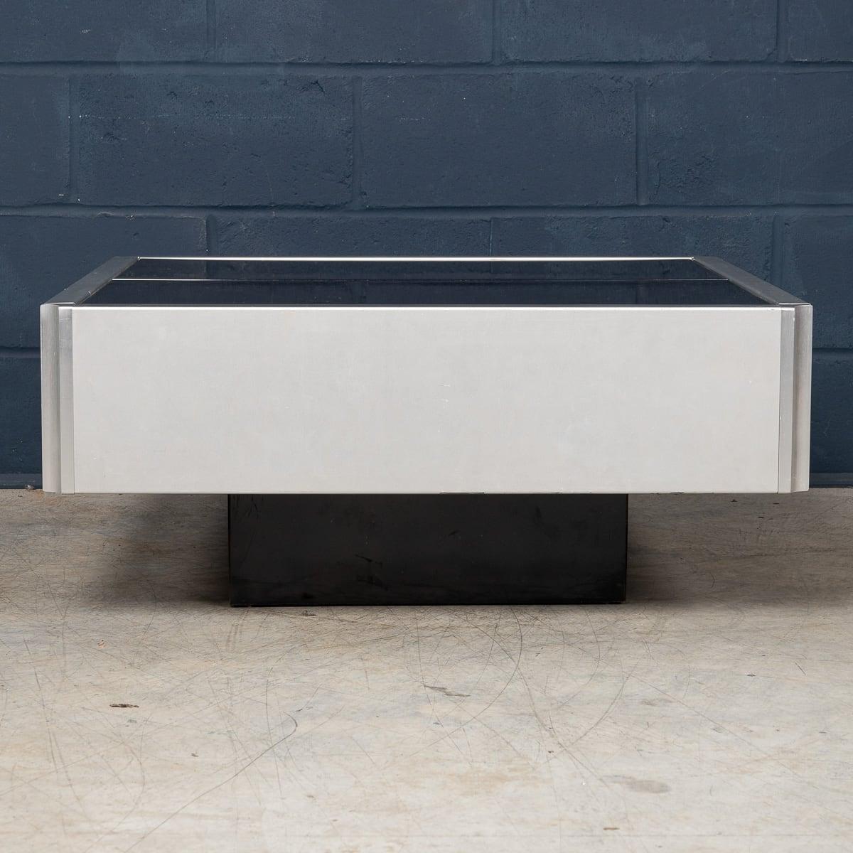 Metal 20thC Italian Coffee Table With Hidden Bar, In The Style Of Willy Rizzo c.1970 For Sale