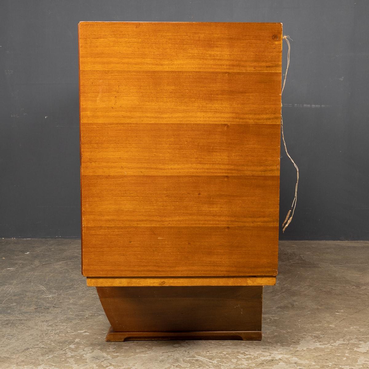 Pine 20th Century Italian Credenza attributed to Paolo Buffa, circa 1950 For Sale