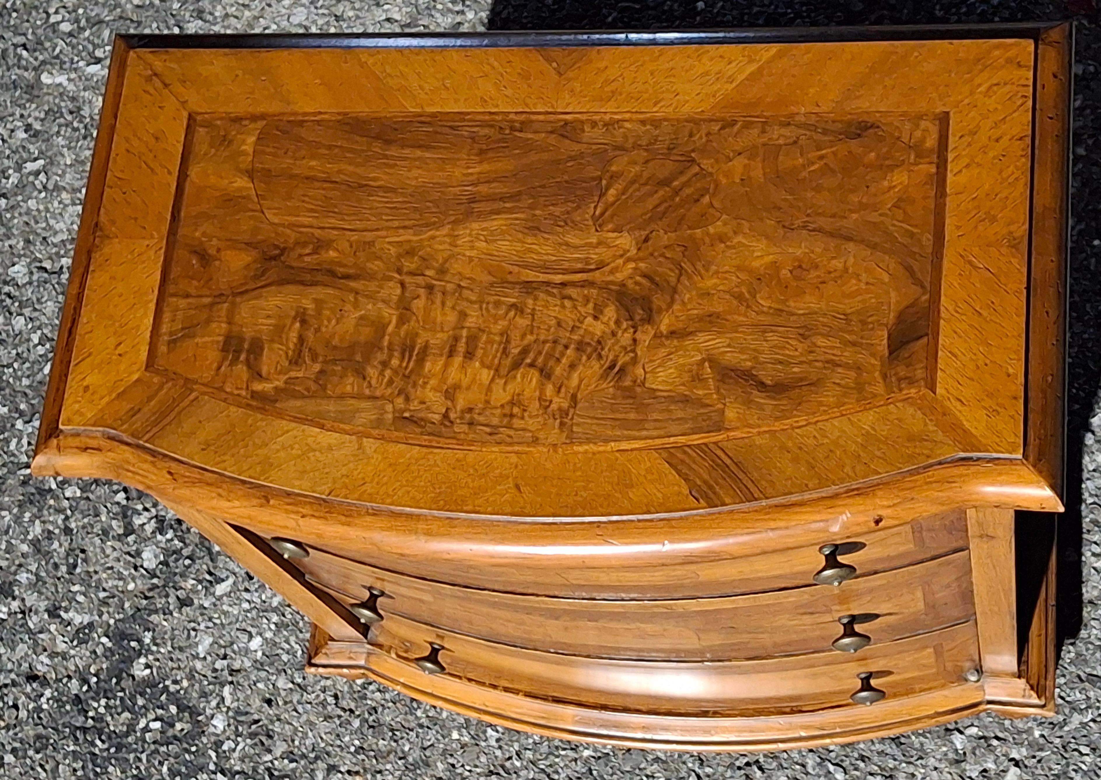 American Colonial 20th Century Italian Crossbanded Walnut Side Cabinet For Sale