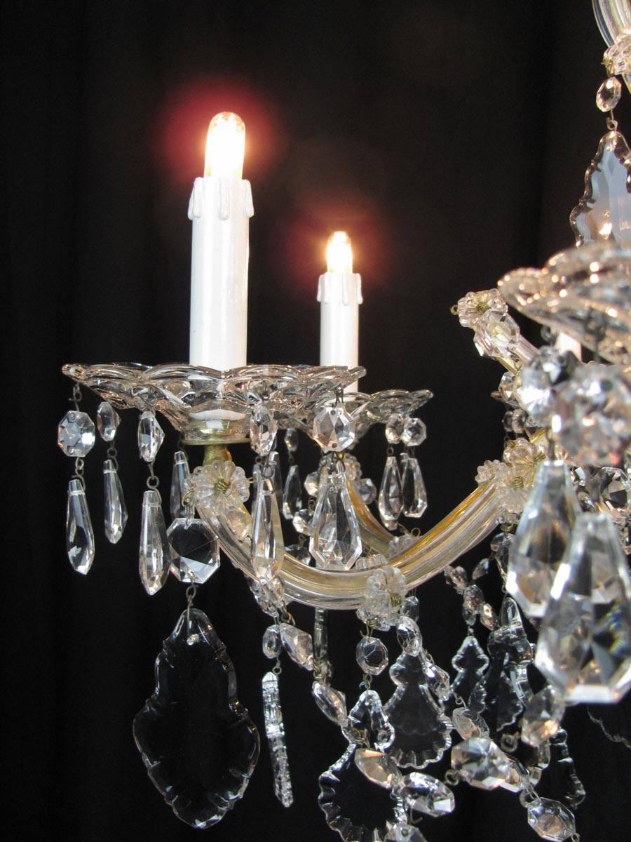 20th Century Italian Crystal Chandelier Maria Theresa Nine-light Pendant 2