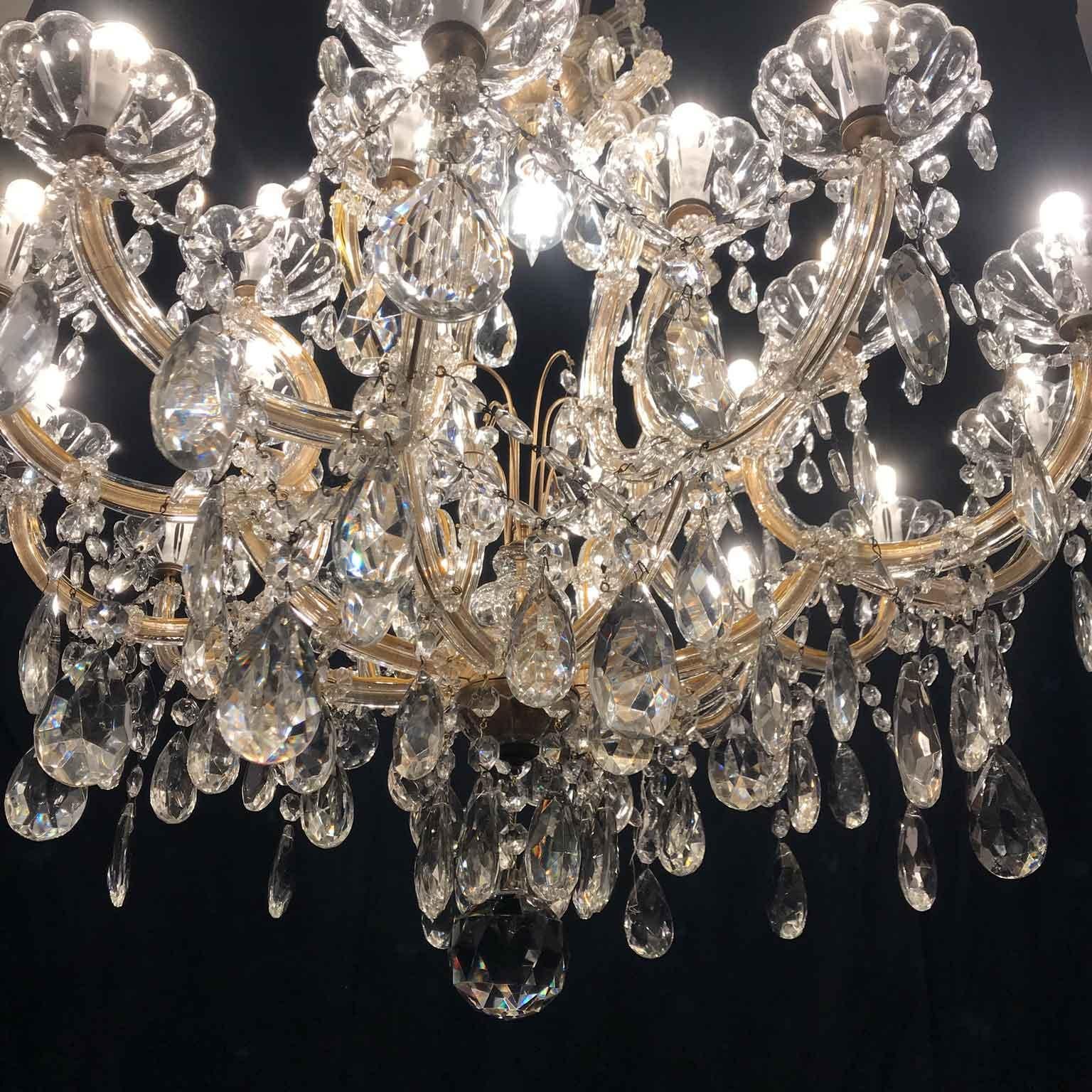 20th Century Italian Crystal Chandelier Maria Therese Twenty One-Light Two-Tier 12