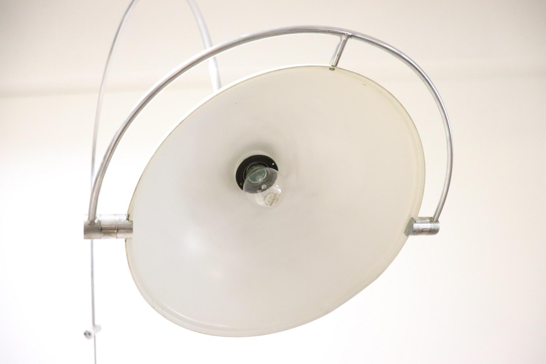 20th Century Italian Design Chrome and Enameled Metal Floor Lamp, 1970s For Sale 4