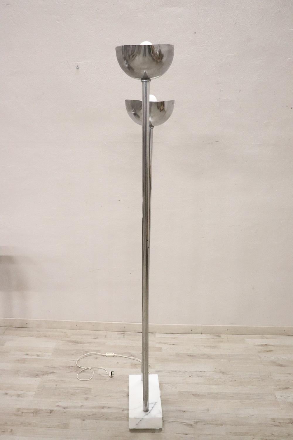 20th Century Italian Design Chrome and Marble Floor Lamp, 1980s For Sale 1