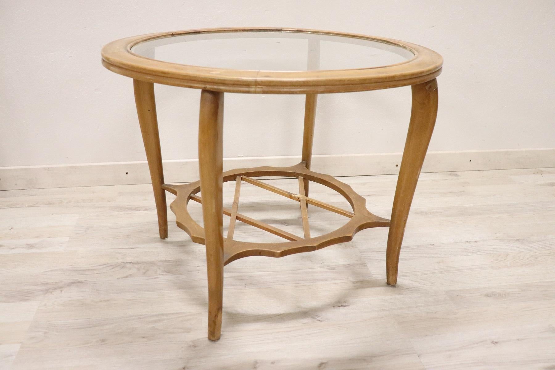 Mid-20th Century 20th Century Italian Design Coffee Table in the Style of Paolo Buffa, 1940s