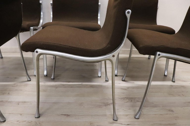 Late 20th Century 20th Century Italian Design in the Style of Osvaldo Borsani Chairs, Set of 6 For Sale