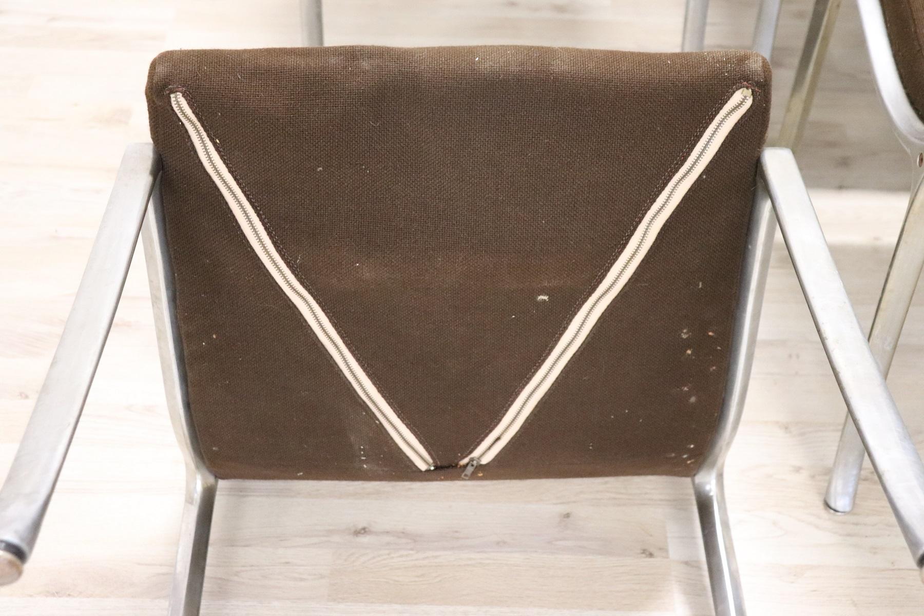 20th Century Italian Design in the Style of Osvaldo Borsani Chairs, Set of 6 For Sale 4