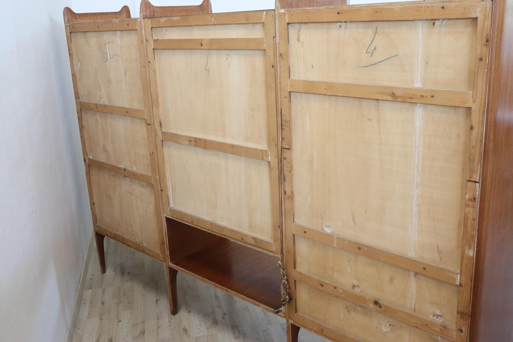 20th Century Italian Design Large Bookcase or Cabinet, 1960s For Sale 9