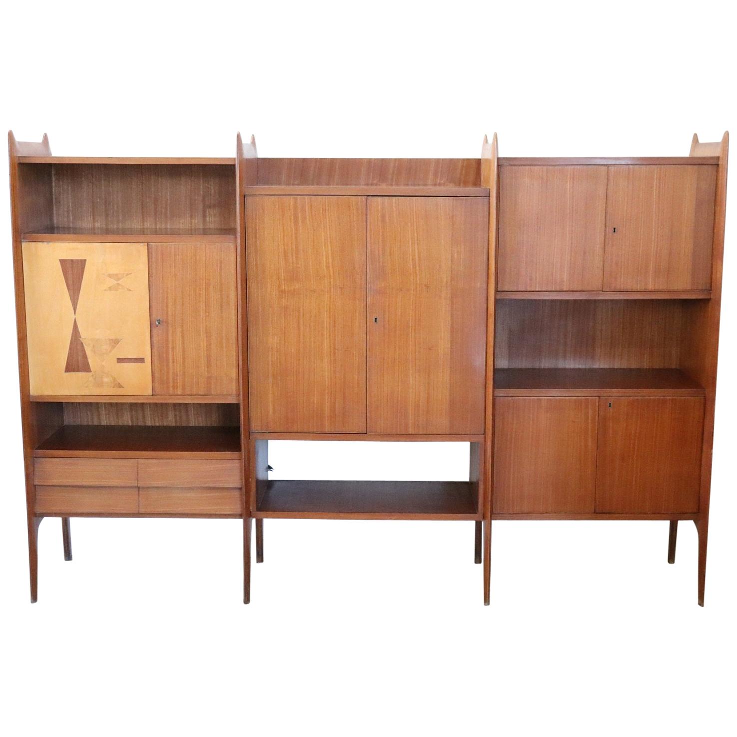 Grande bibliothèque ou meuble de rangement de design italien du XXe siècle, années 1960 en vente