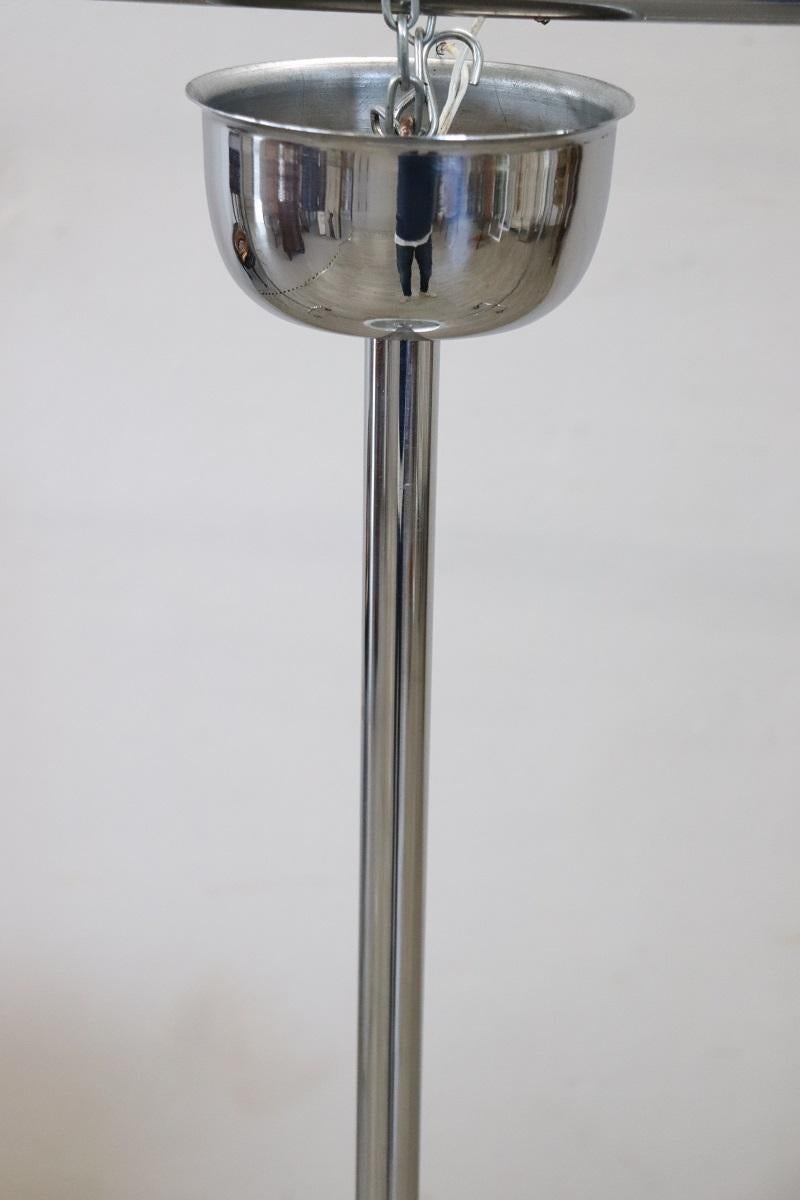 Italienische Opalglas- und Chrom-Pendelleuchte im italienischen Design des 20. Jahrhunderts, 1960er Jahre im Angebot 1