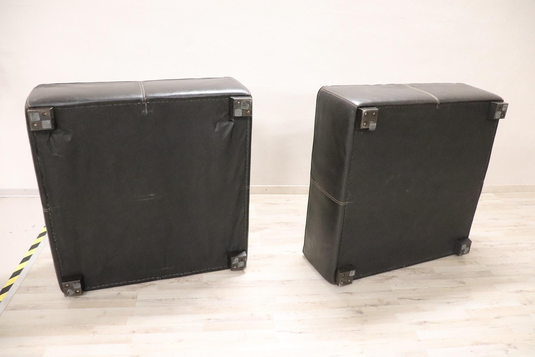 20th Century Italian Design Pair of Large Pouf in Black Leather 2