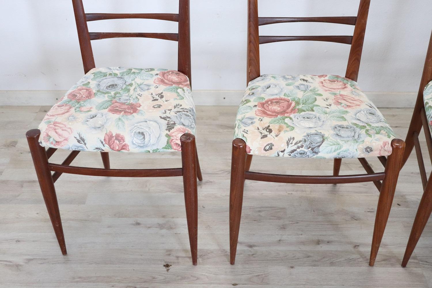 Mid-20th Century 20th Century Italian Design Set of Four Chairs in Teak, Ico Parisi 1950s For Sale