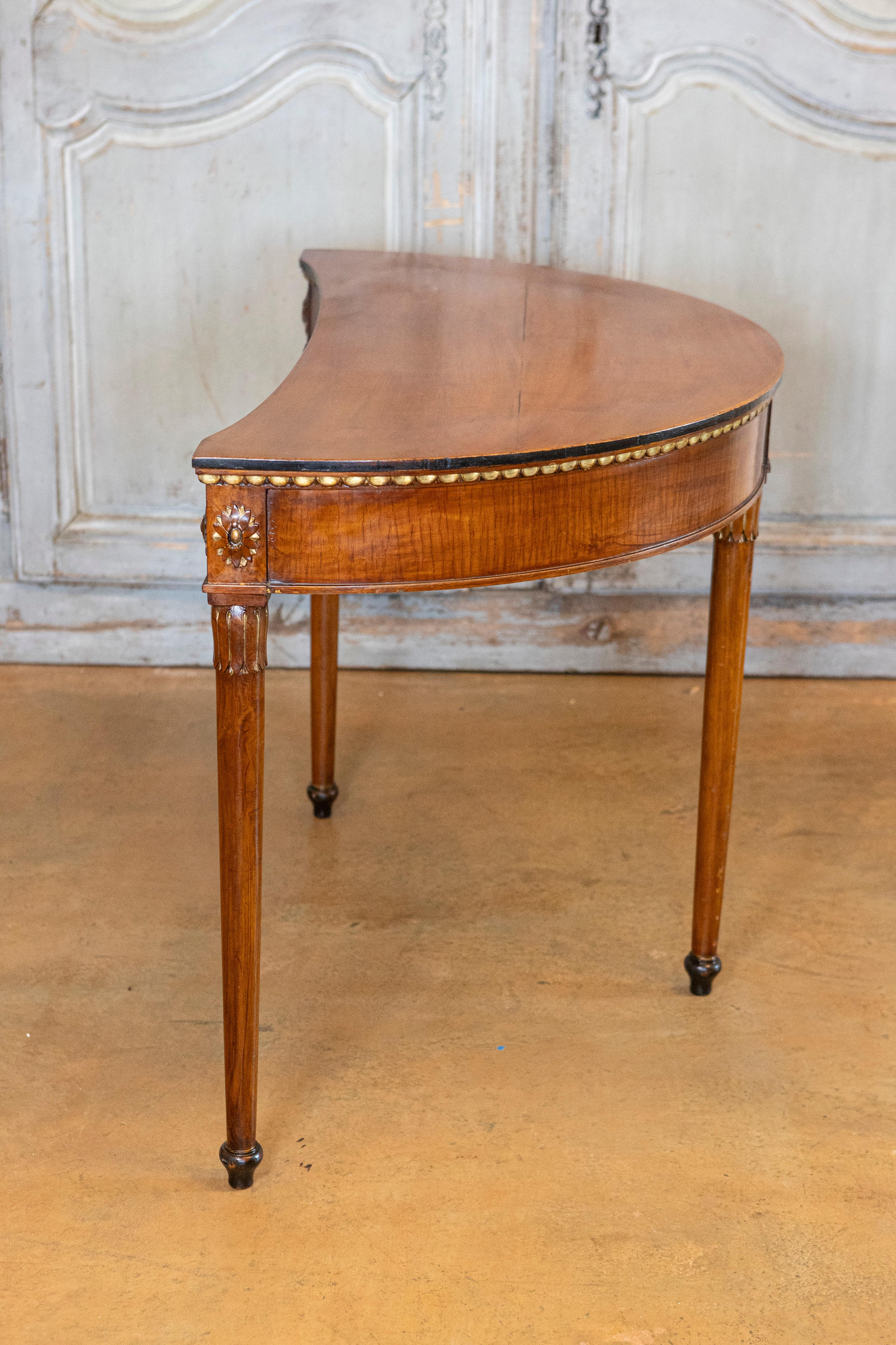 20. Jahrhundert Italienischer Schreibtisch CIRCA 1900 im Zustand „Gut“ im Angebot in Atlanta, GA