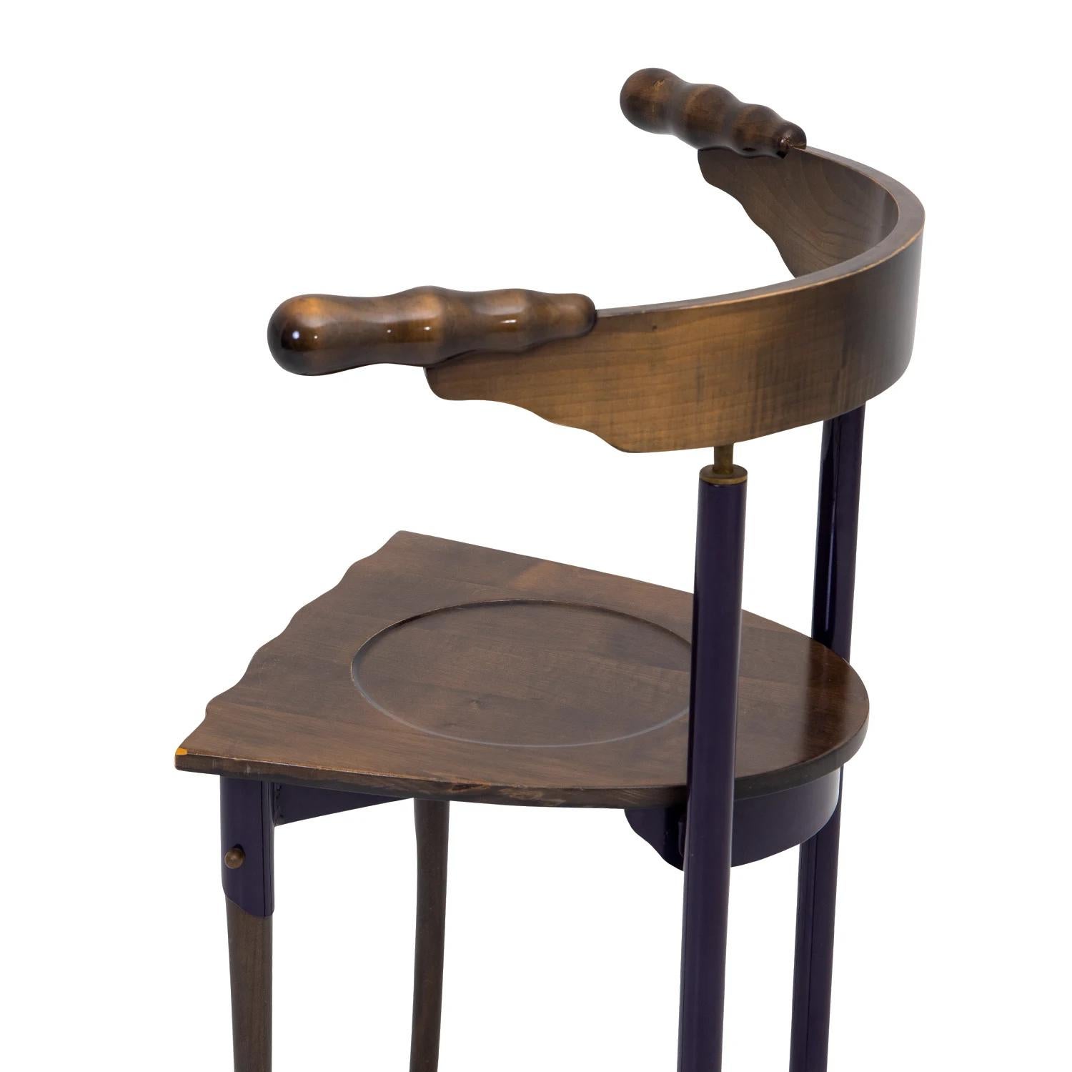 20th Century Italian Driade Pair of Jansky Walnut Side Chairs by Borek Sipek For Sale 1