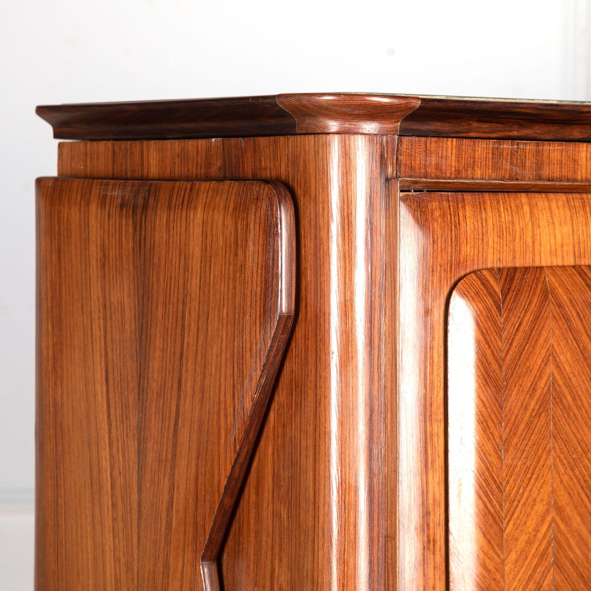 20th Century Italian Drinks Cabinet by Vittorio Dassi In Good Condition In Gloucestershire, GB