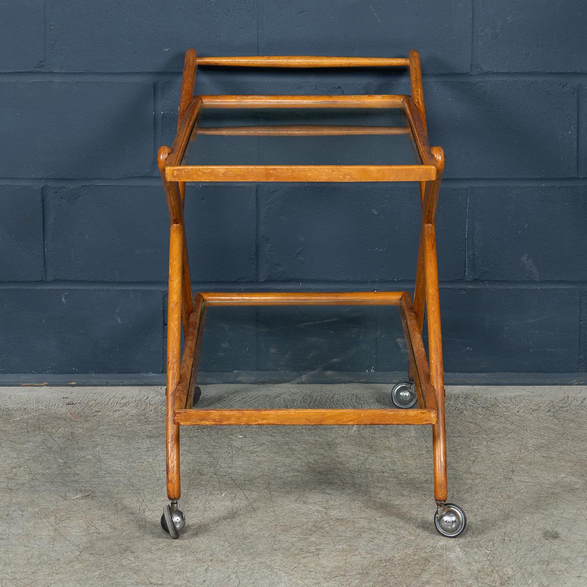 Carrello portabevande italiano del XX secolo attribuibile a Cesare Lacca c.1960 in vendita 1