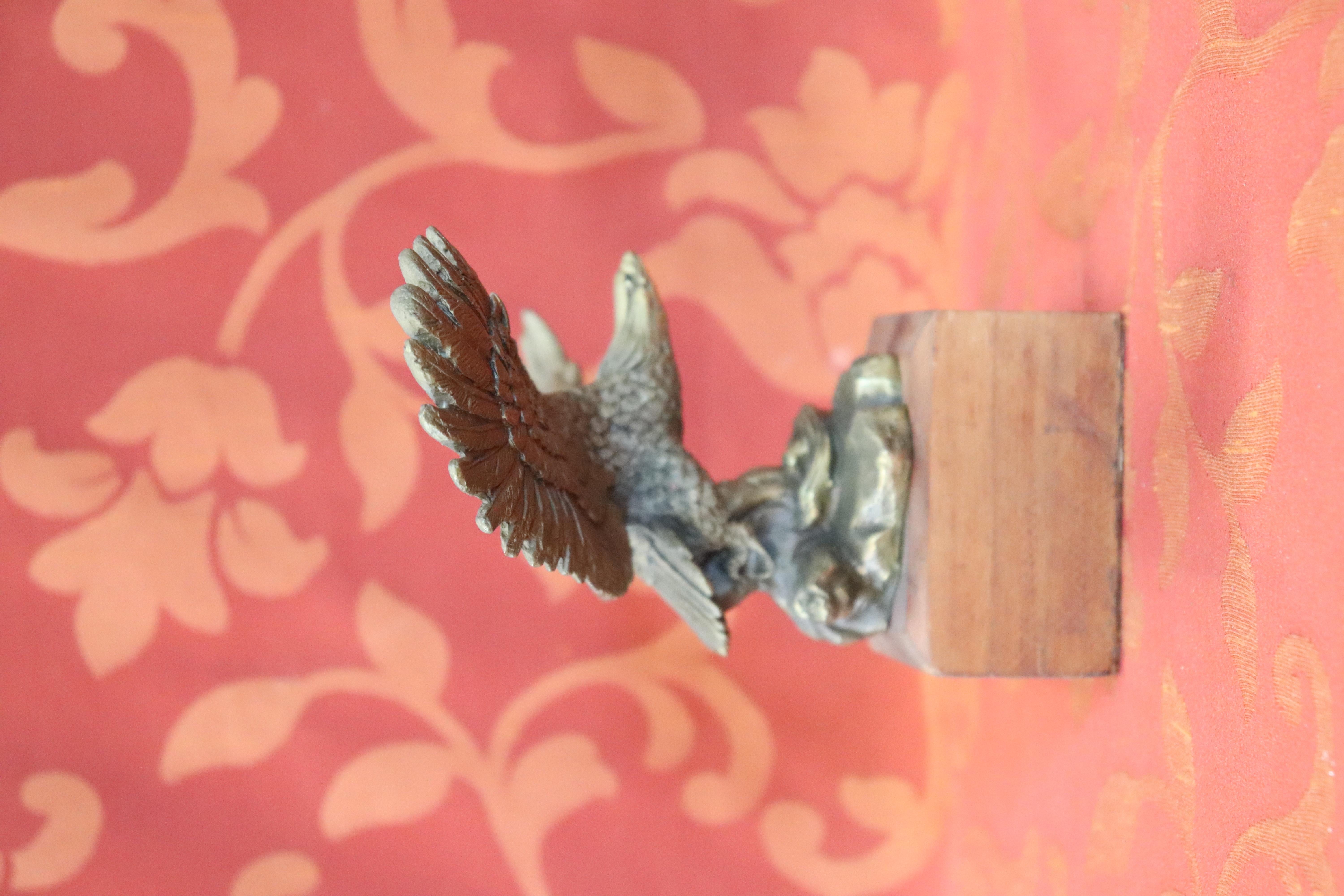 20th Century Italian Eagle in Bronze on a Wood Base, 1940s In Excellent Condition In Casale Monferrato, IT