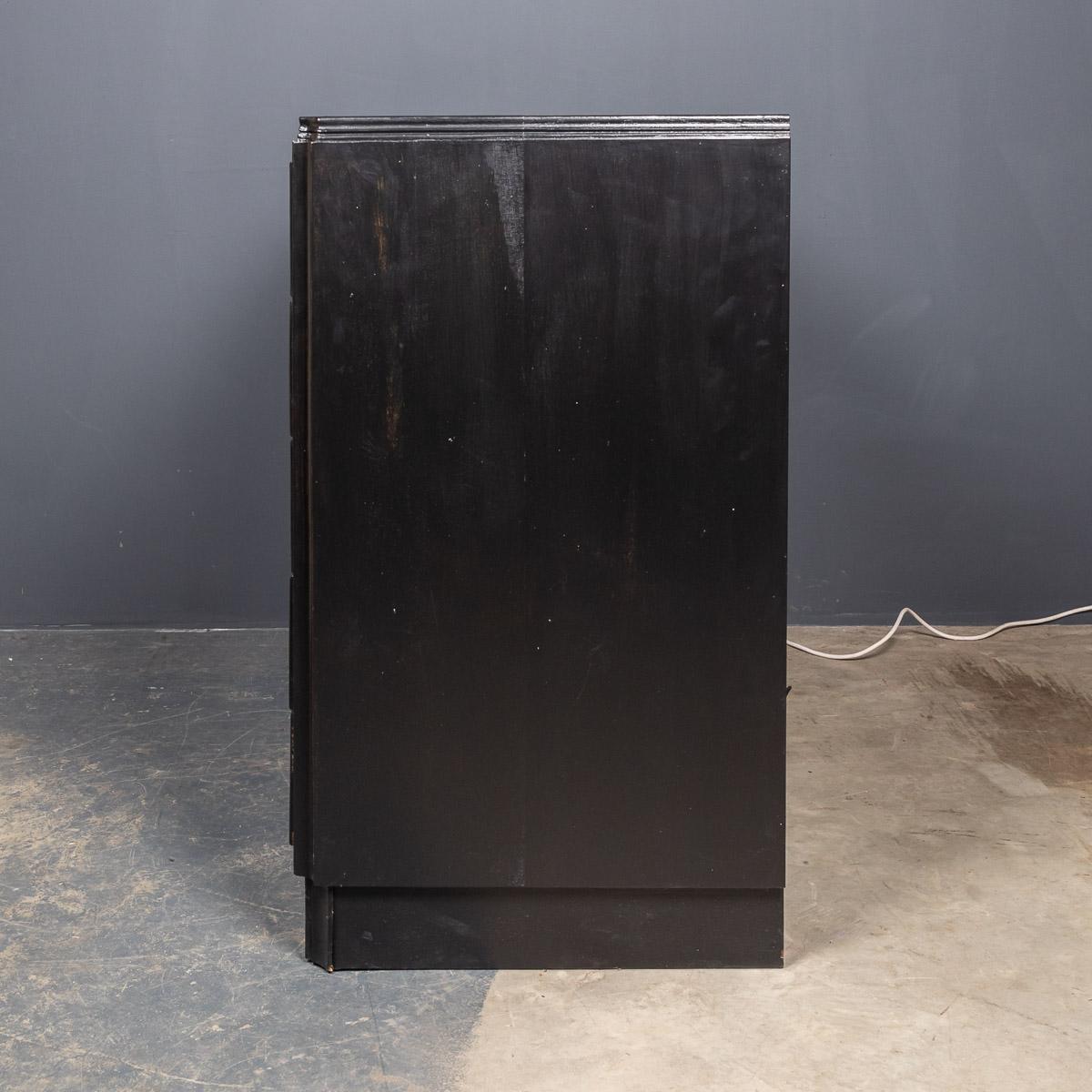 Ebony 20th Century Italian Ebonised Chest of Drawers with Display Top, C.1930 For Sale