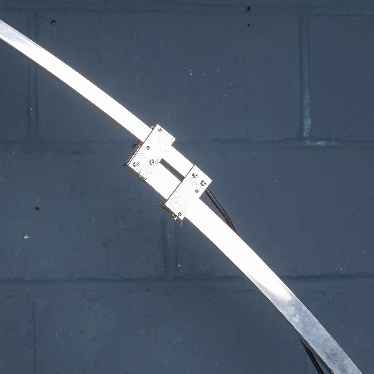 Lampadaire à arc extensible italien du 20ème siècle, vers 1970 en vente 8