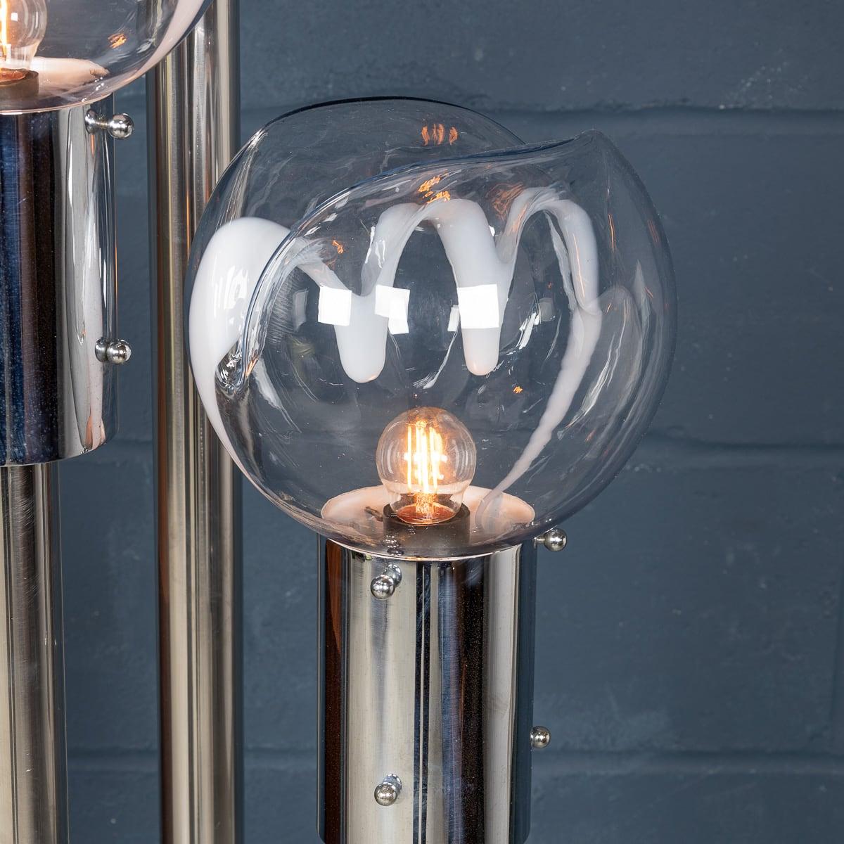Métal Lampadaire italien du 20e siècle attribué à Mazzega, fabriqué à Venise vers 1970 en vente