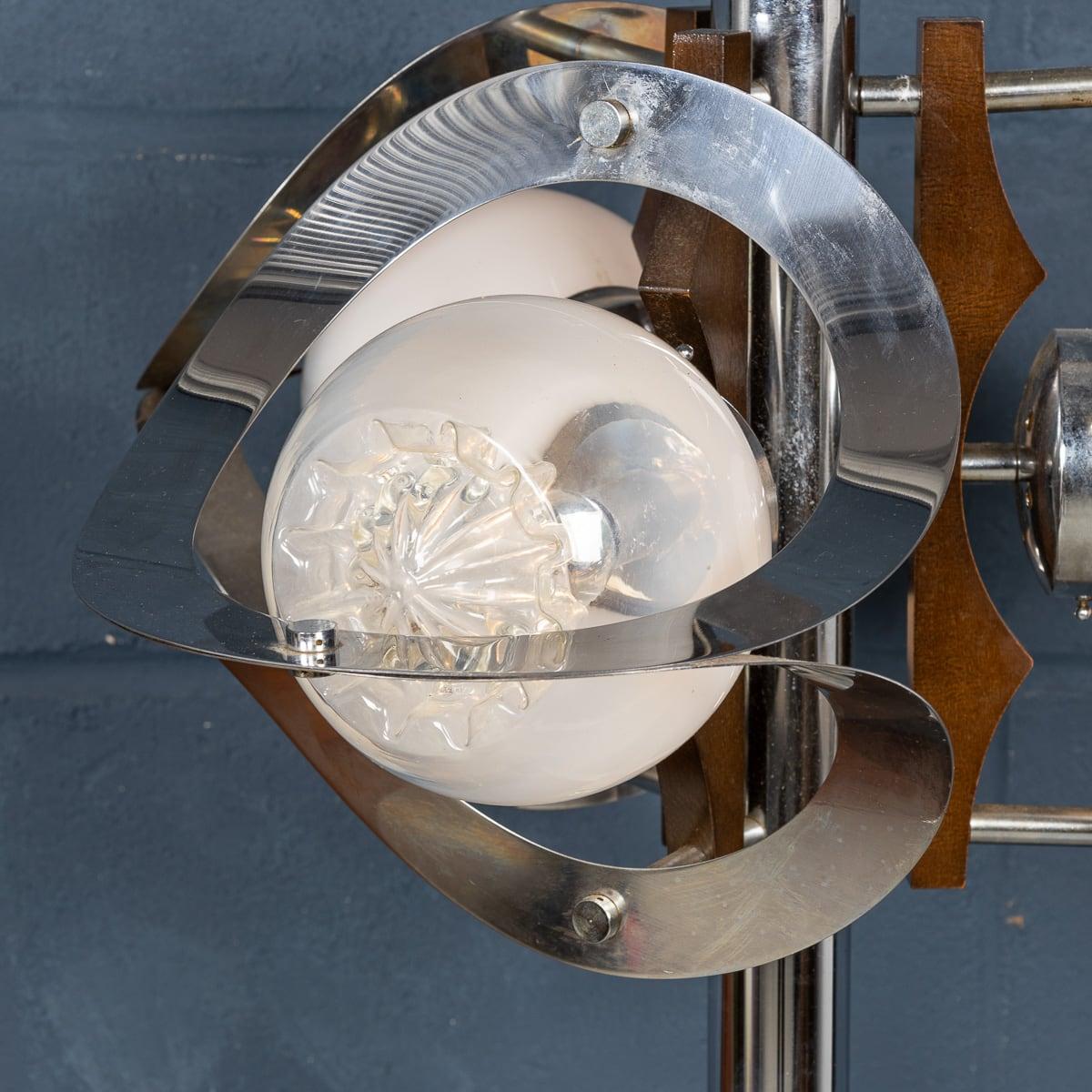 20ième siècle Lampadaire italien du 20e siècle à la manière de Gaetano Sciolari, Venise, vers 1970 en vente