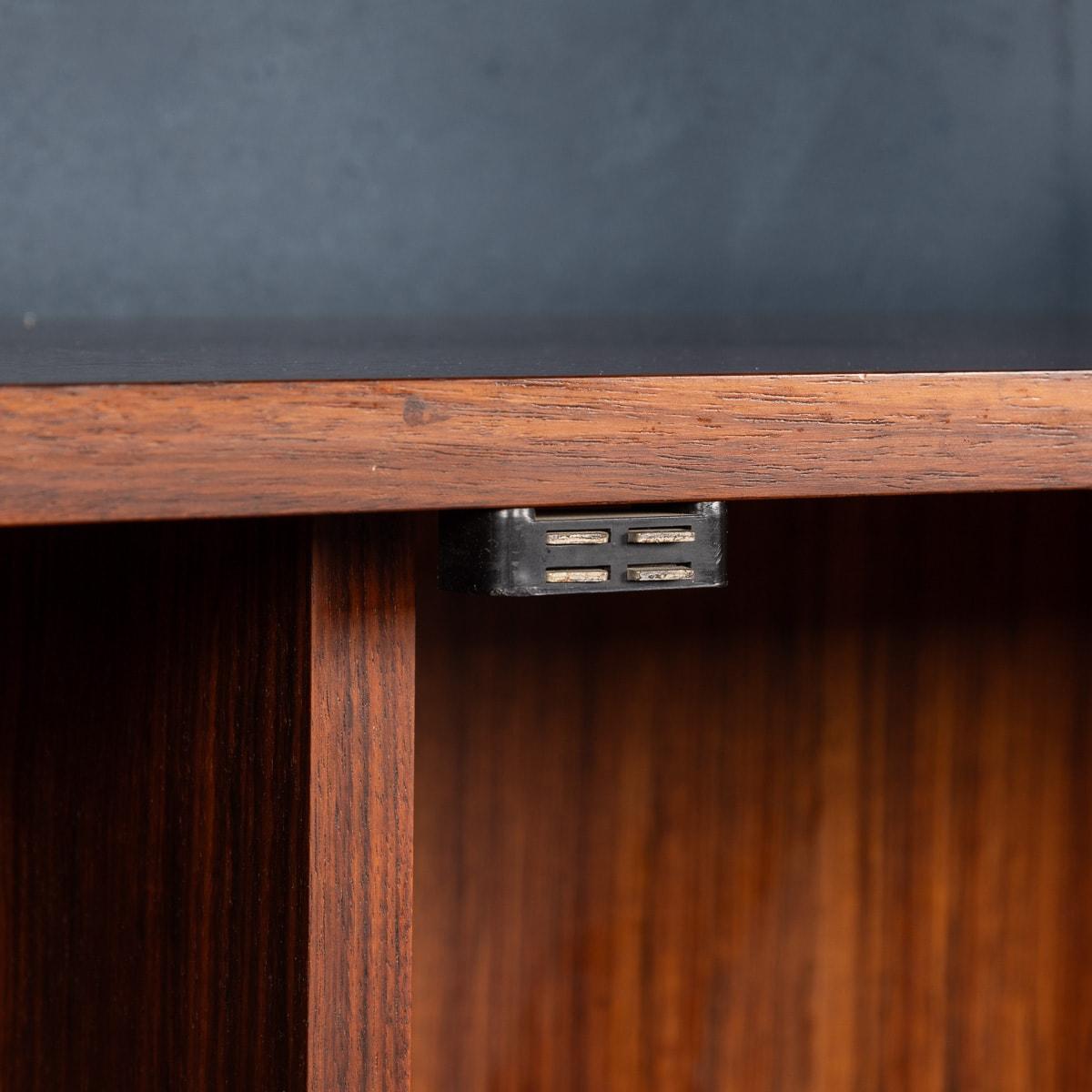 20th Century Italian Giraffa Bookcase / Room Divider By Paolo Tilche For Arform 14