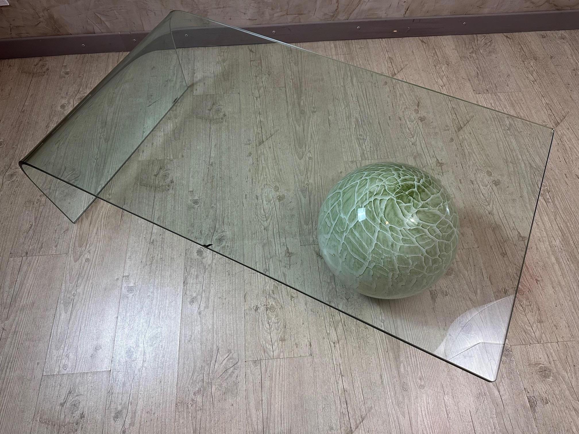 Table basse en verre italienne du 20e siècle par Reflex, 1980 en vente 7