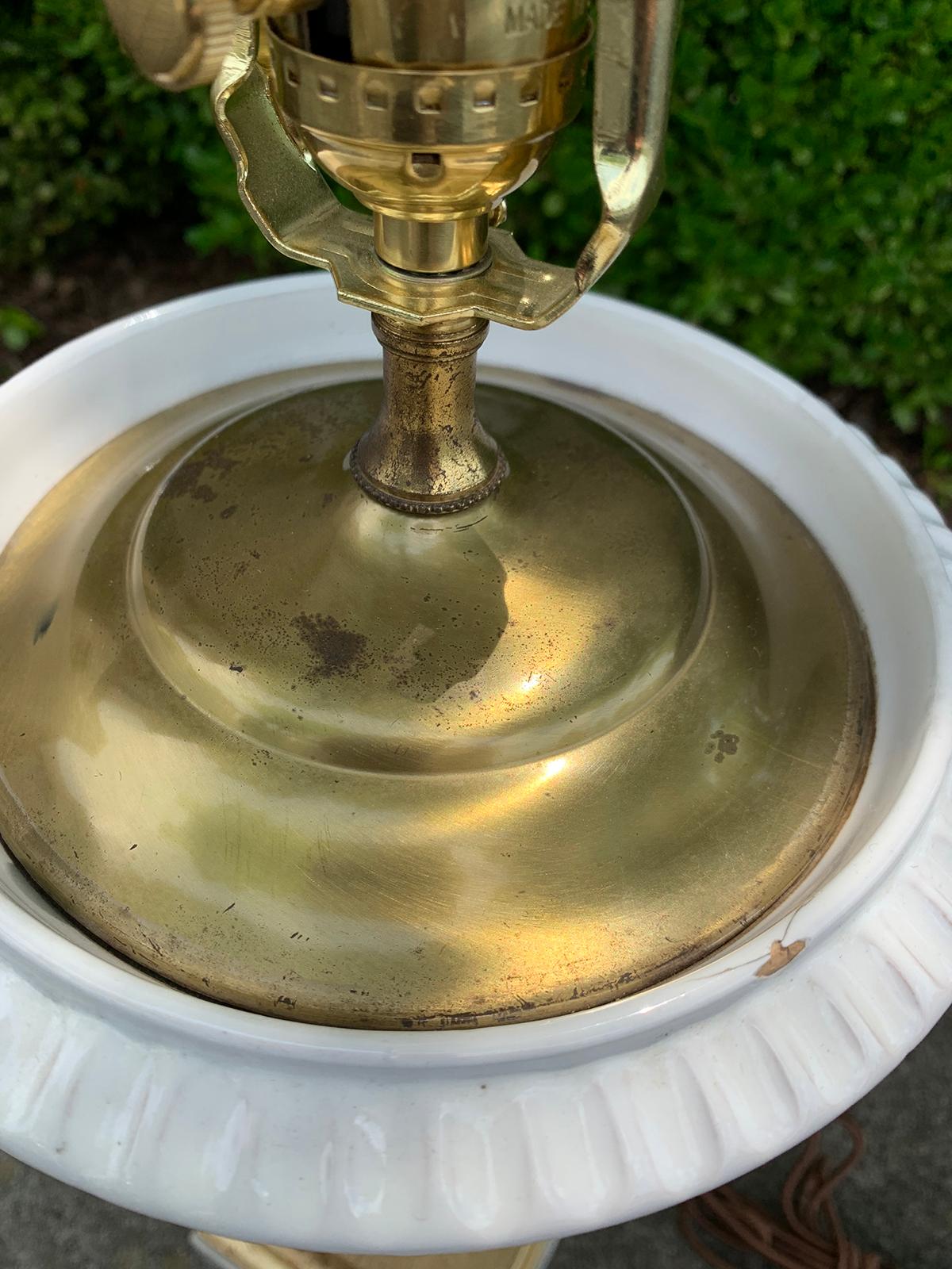 20th Century Italian Glazed Terracotta Urn Lamp on Giltwood and Marble Base 8