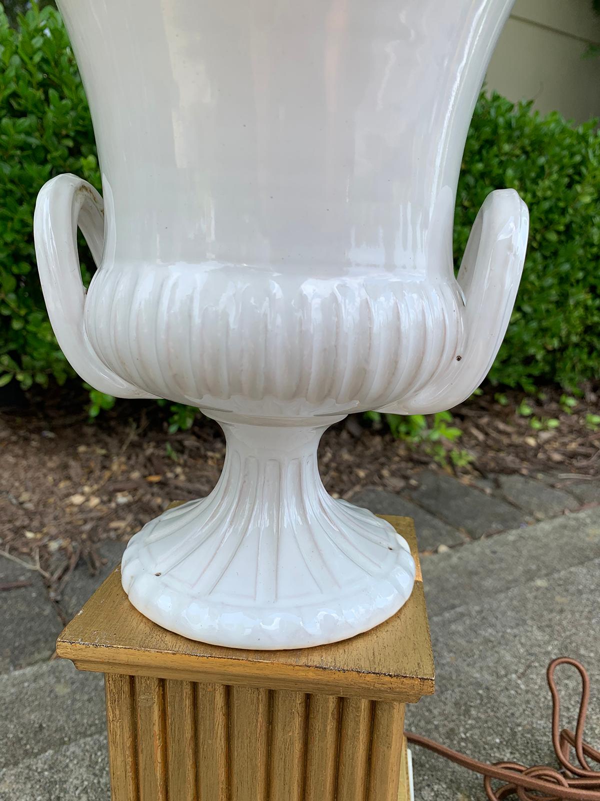 20th Century Italian Glazed Terracotta Urn Lamp on Giltwood and Marble Base 3